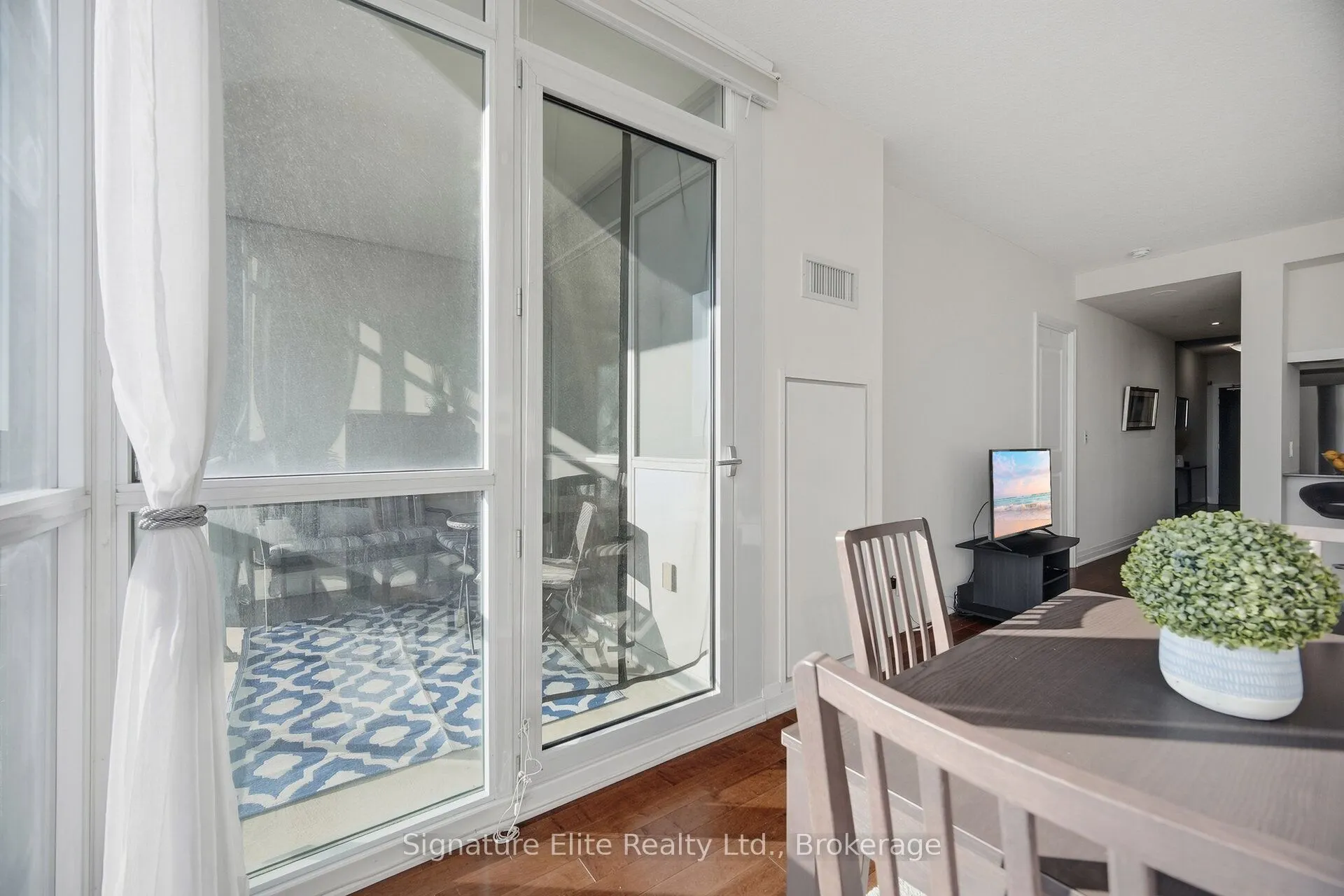 1055 Southdown Road #1501