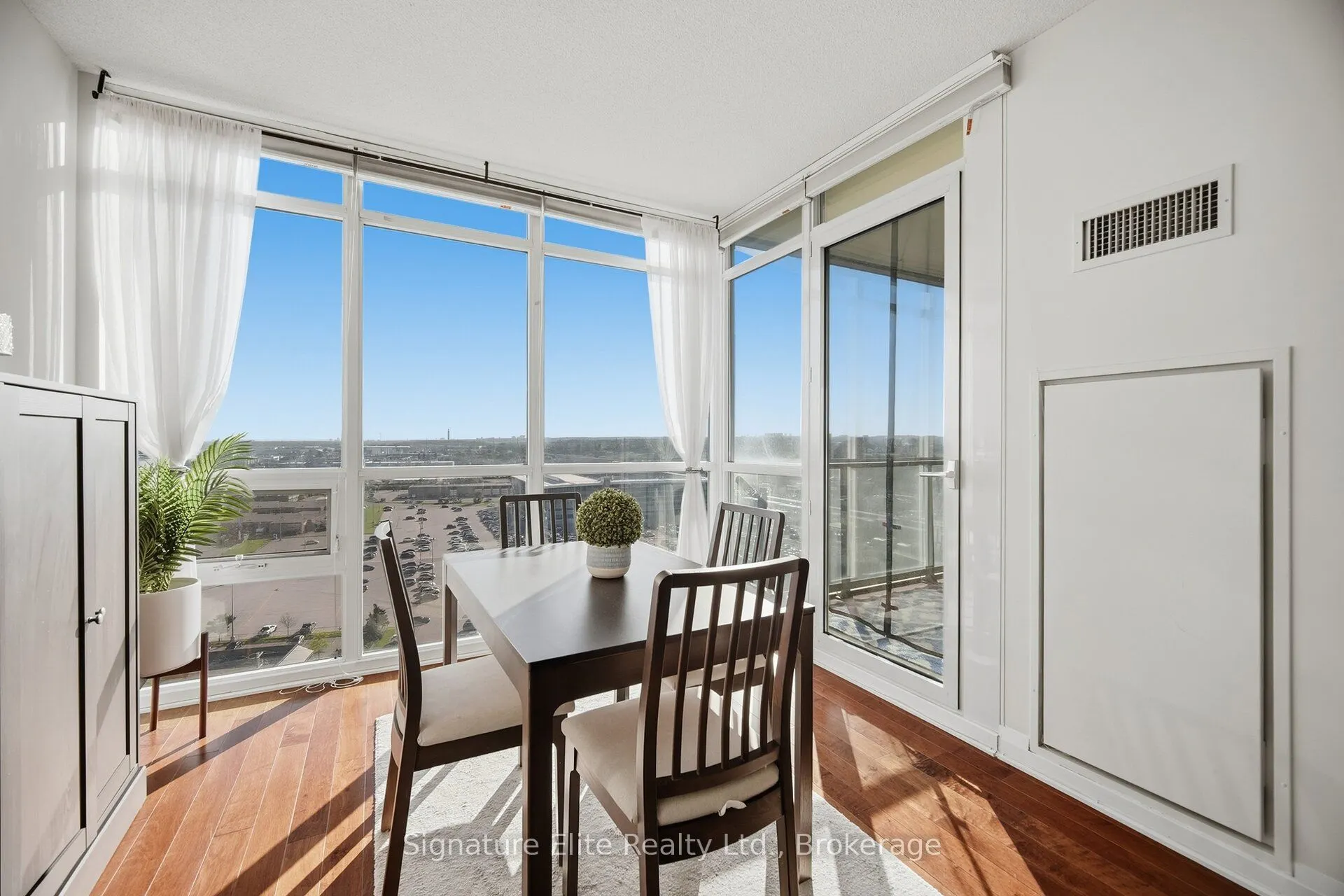 1055 Southdown Road #1501