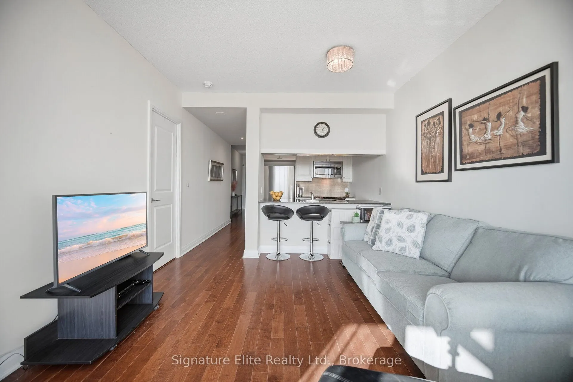 1055 Southdown Road #1501