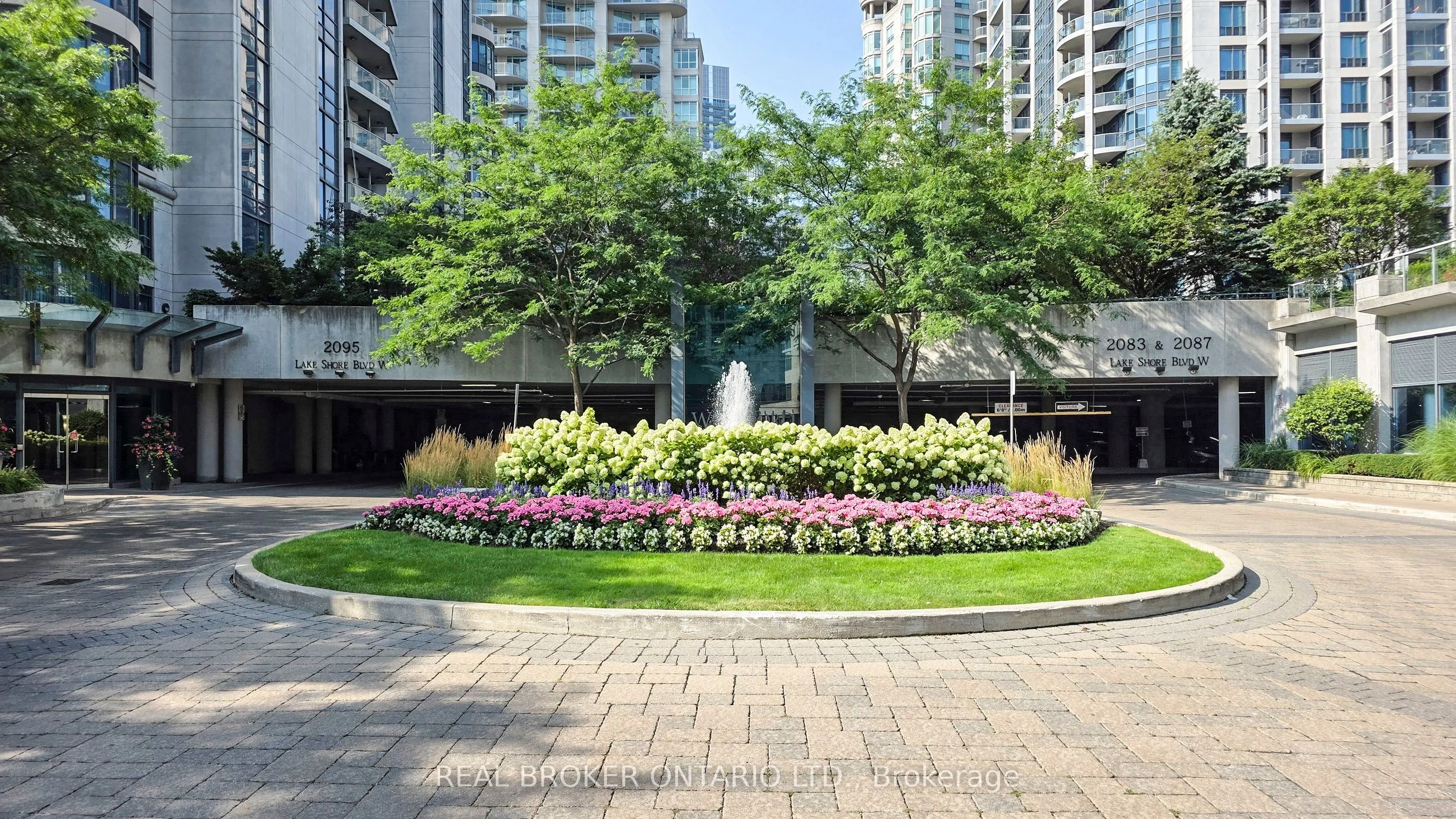 2087 Lake Shore Boulevard W #PH7