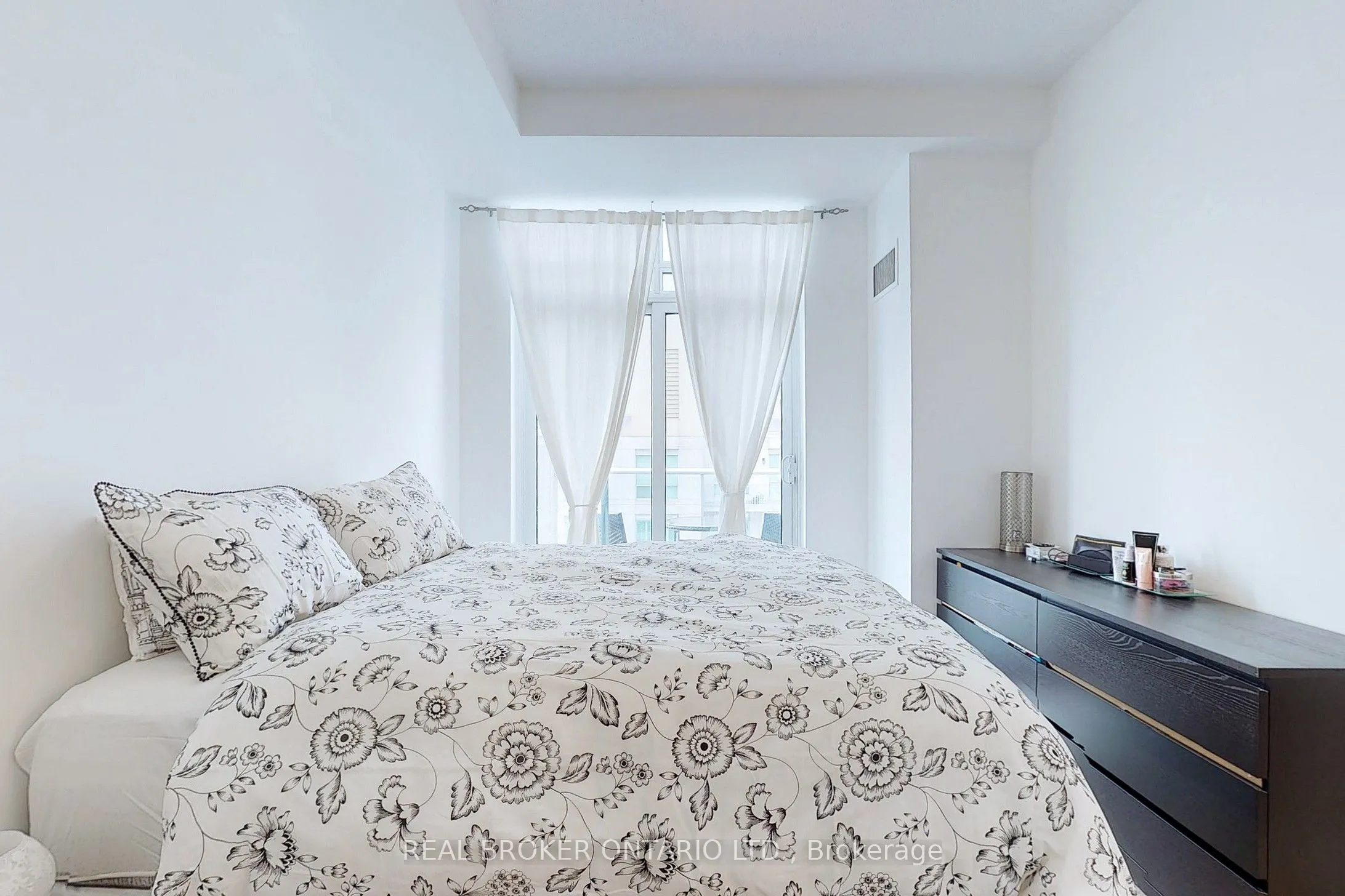 2087 Lake Shore Boulevard W #PH7
