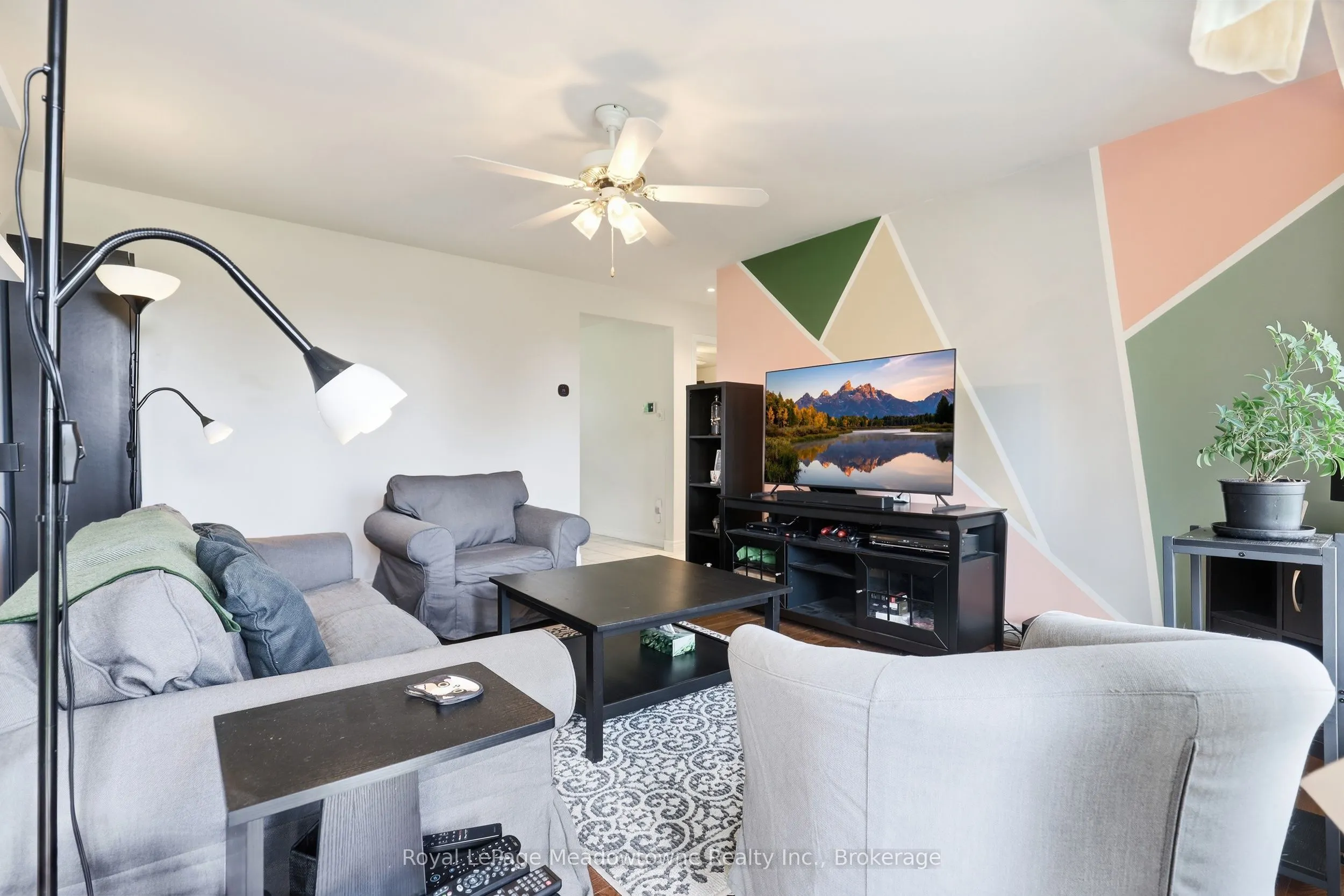 7053 Appleby Line