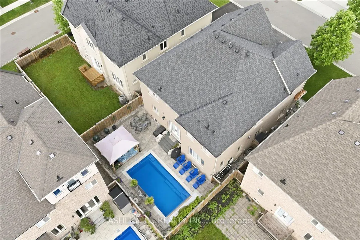 2177 Vineland Crescent