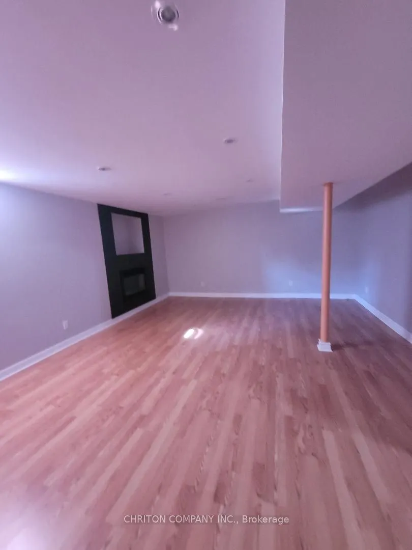 1078 Lovingston Crescent