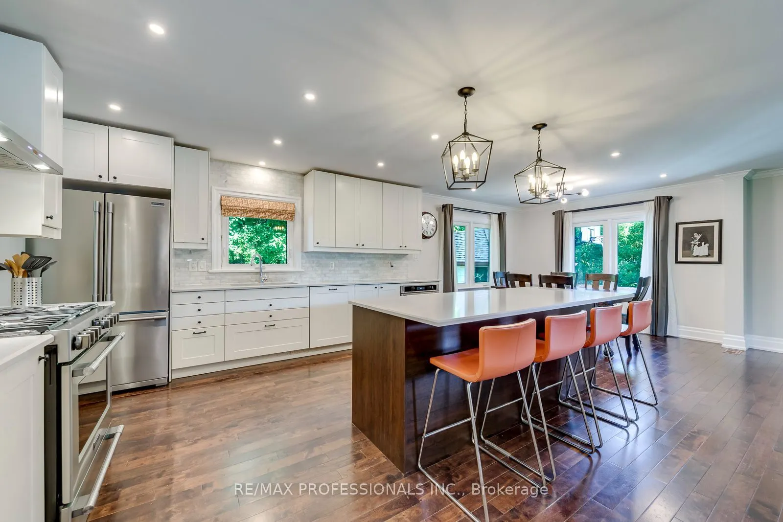 37 Mclaughlin Road N