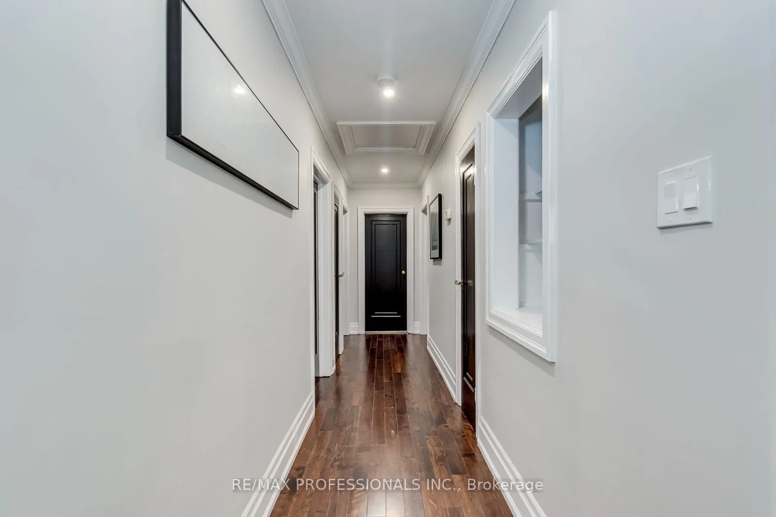 37 Mclaughlin Road N