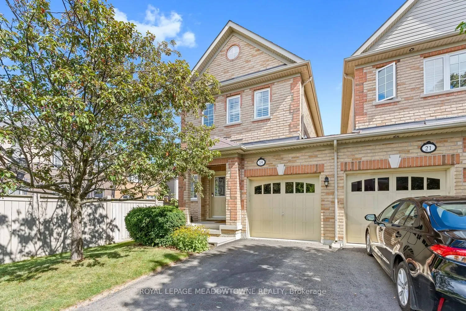 19 Goldham Way
