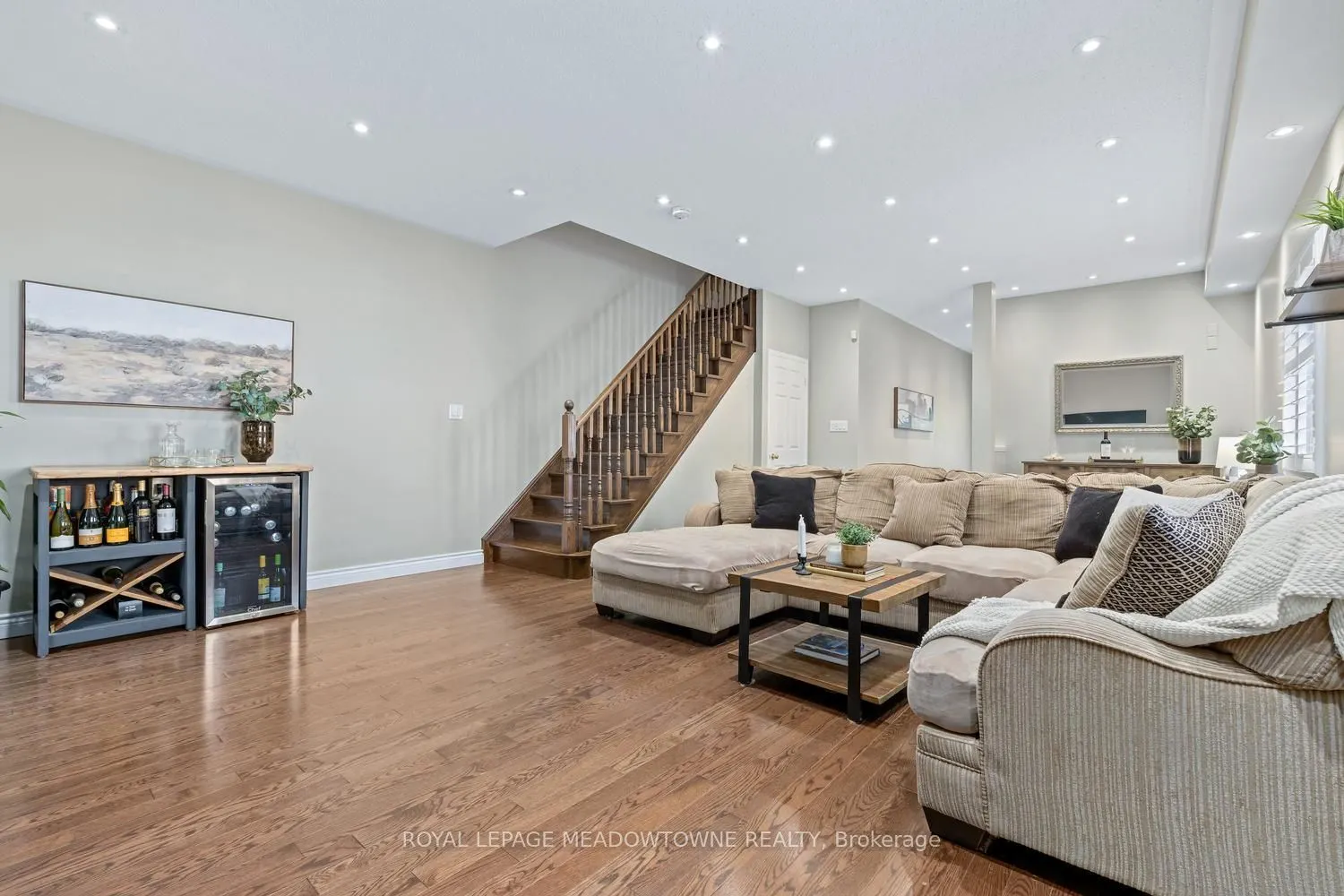 19 Goldham Way