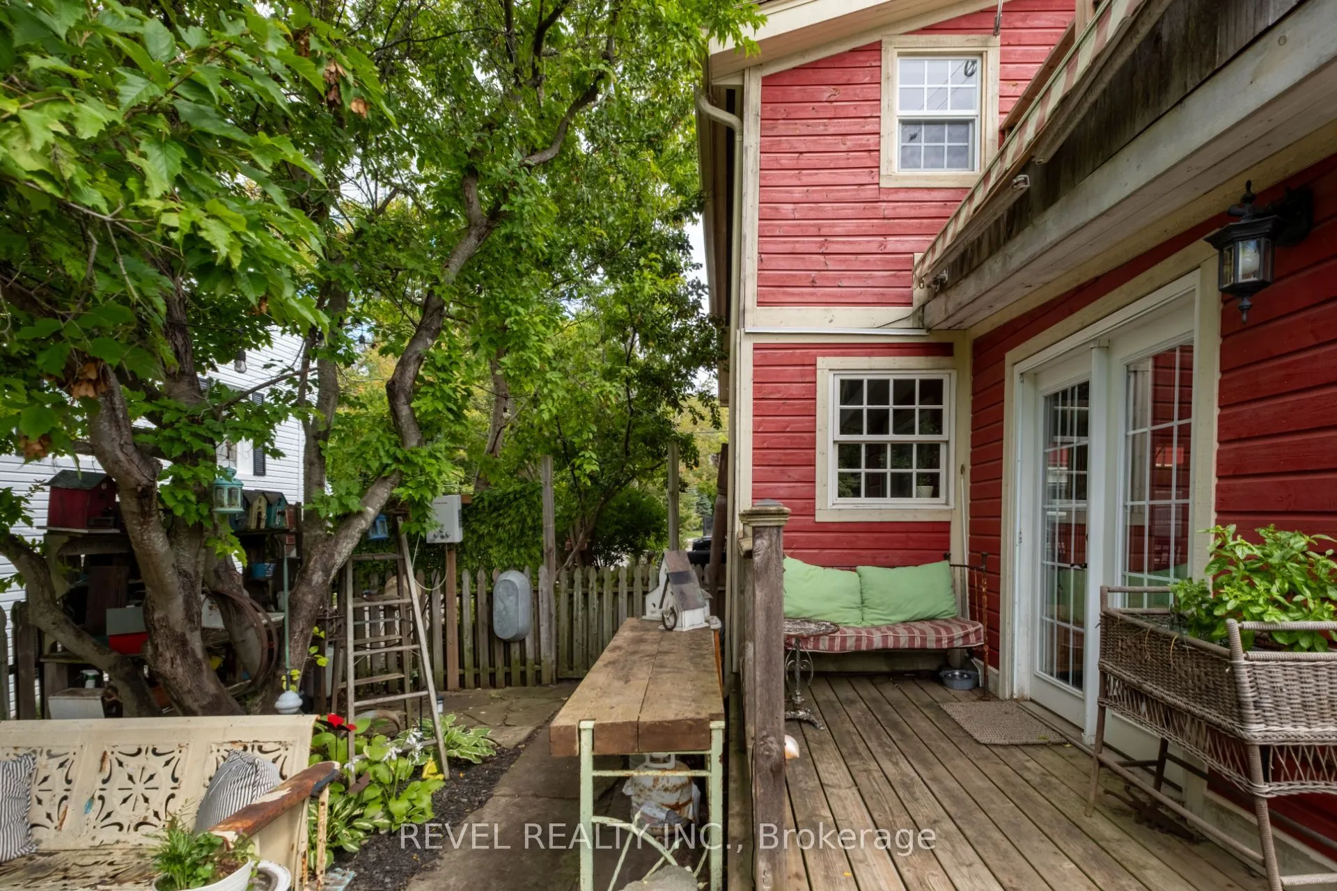 532 Main Street