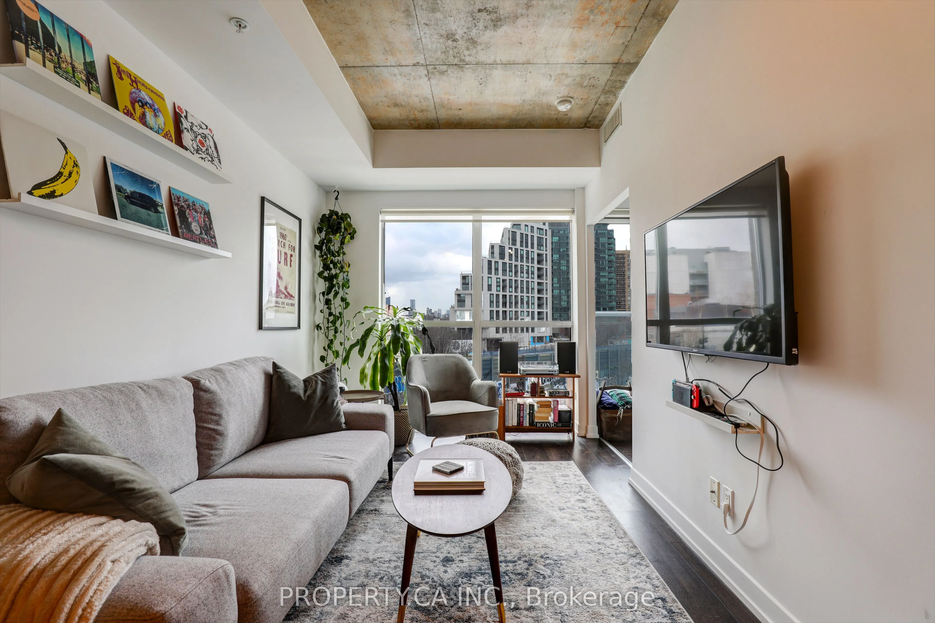 1205 Queen Street W #407