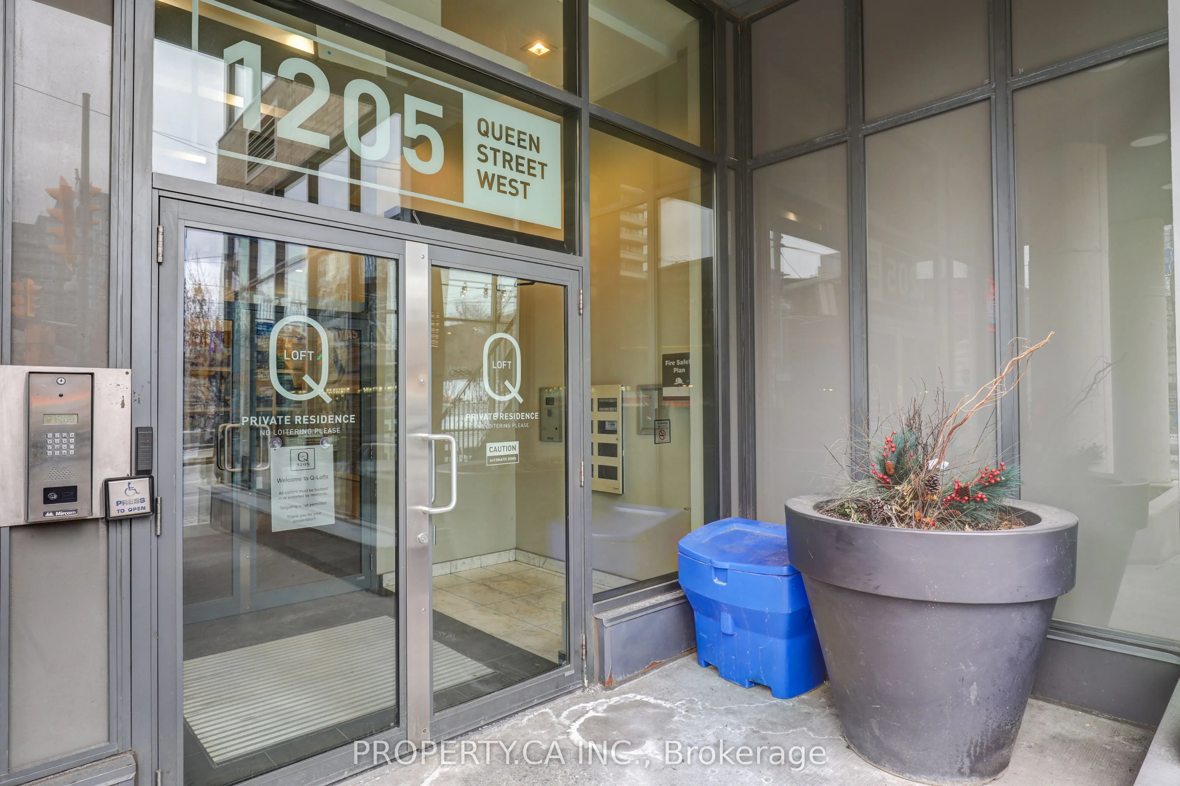 1205 Queen Street W #407