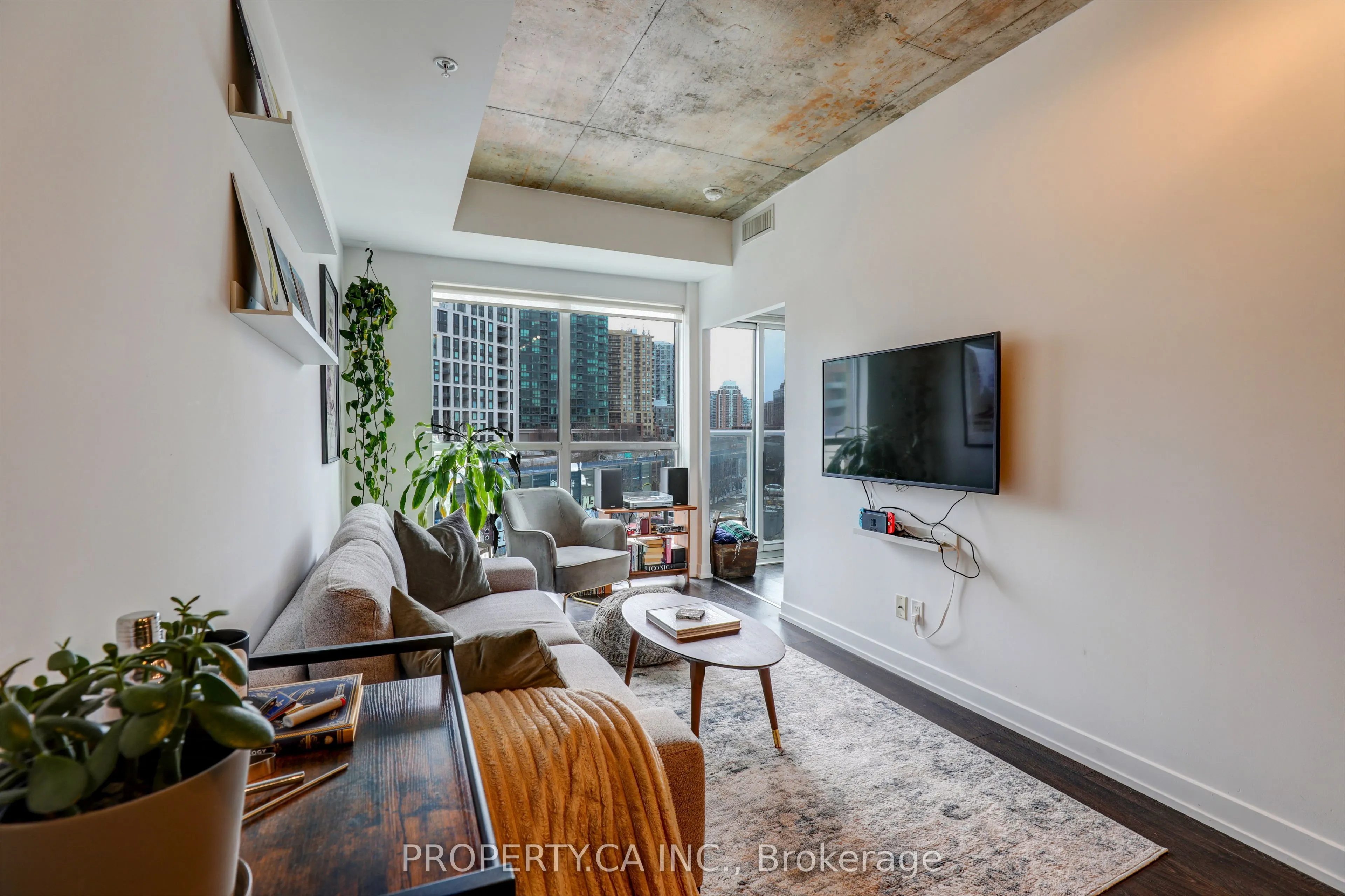 1205 Queen Street W #407