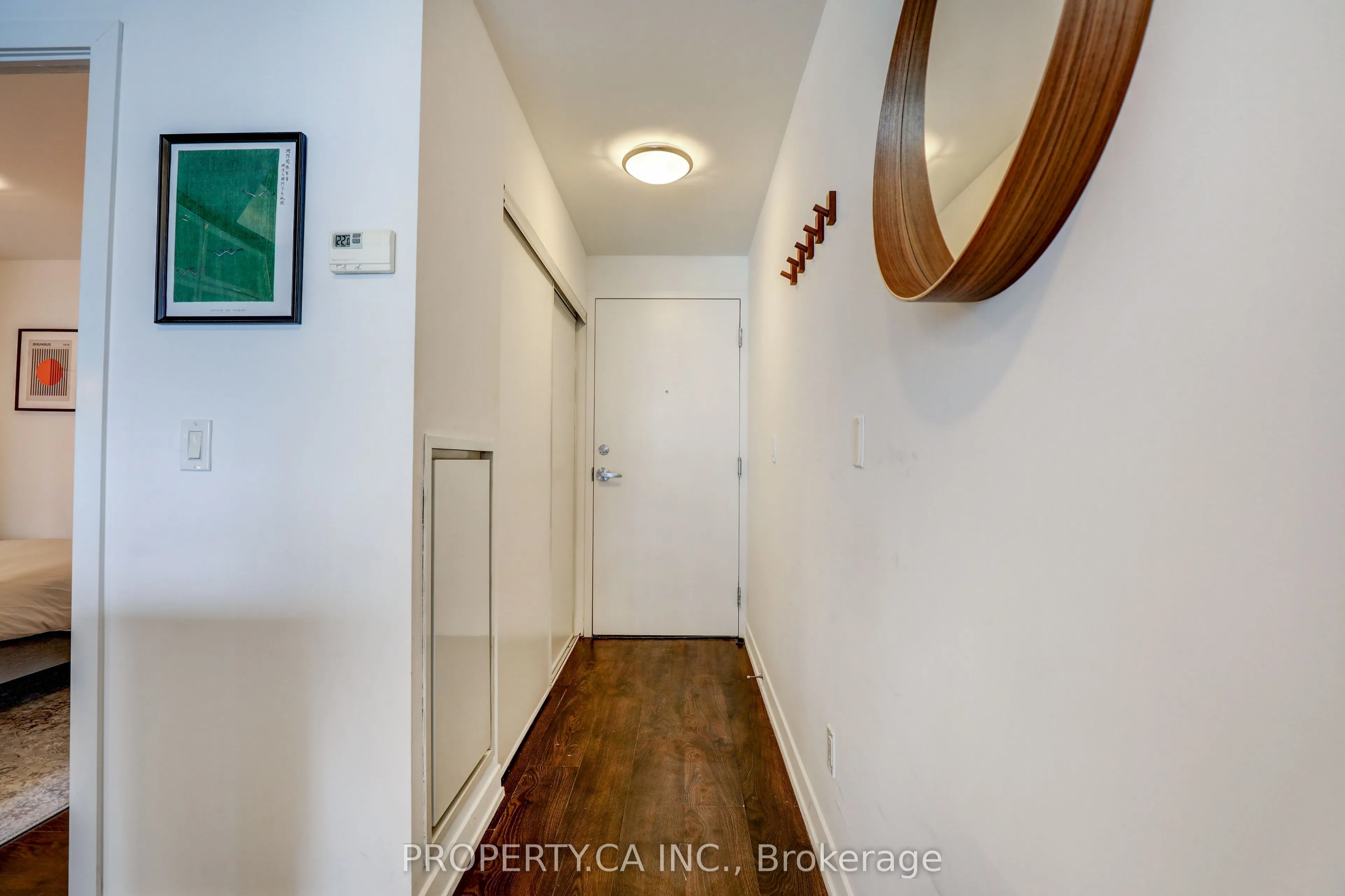 1205 Queen Street W #407