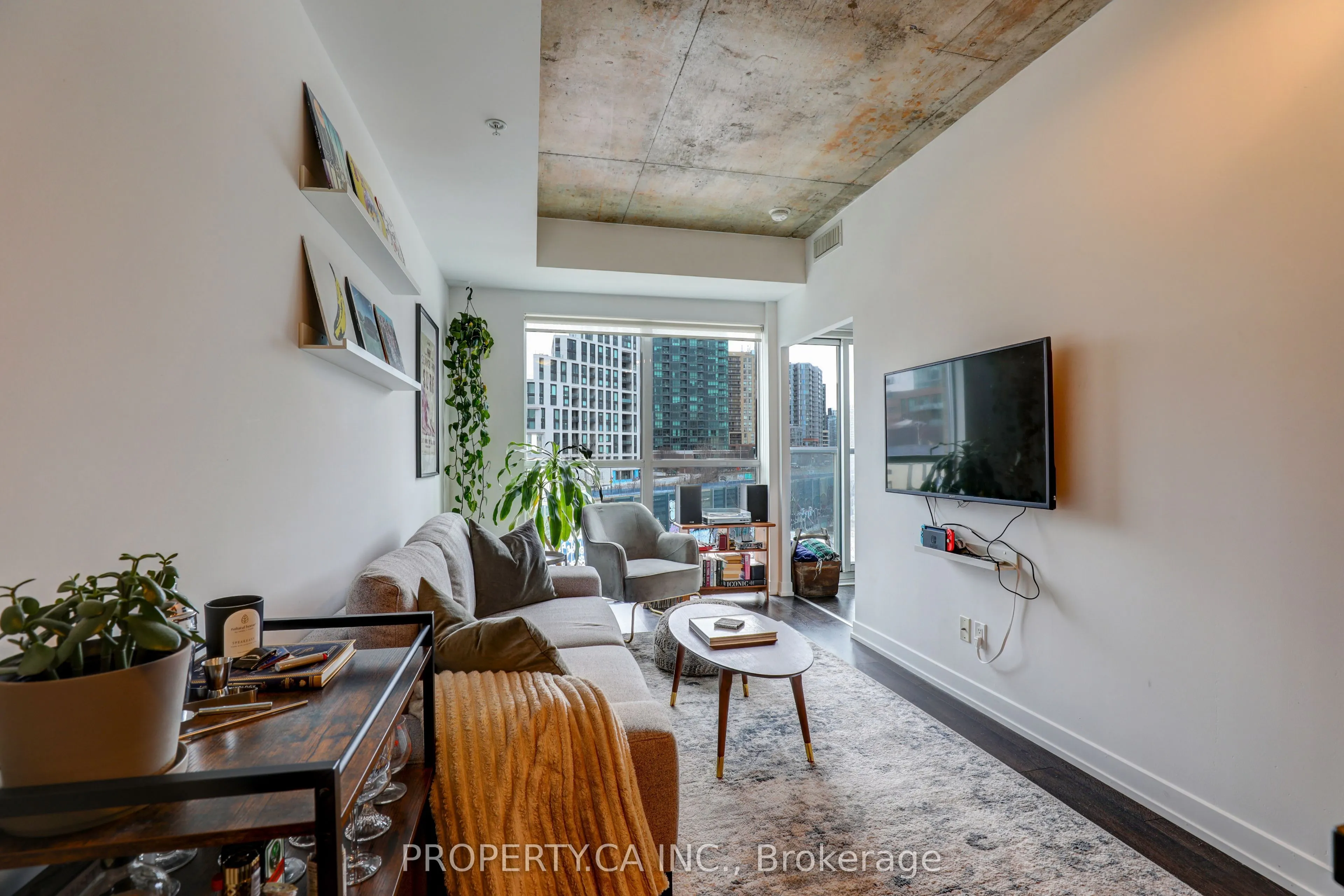 1205 Queen Street W #407