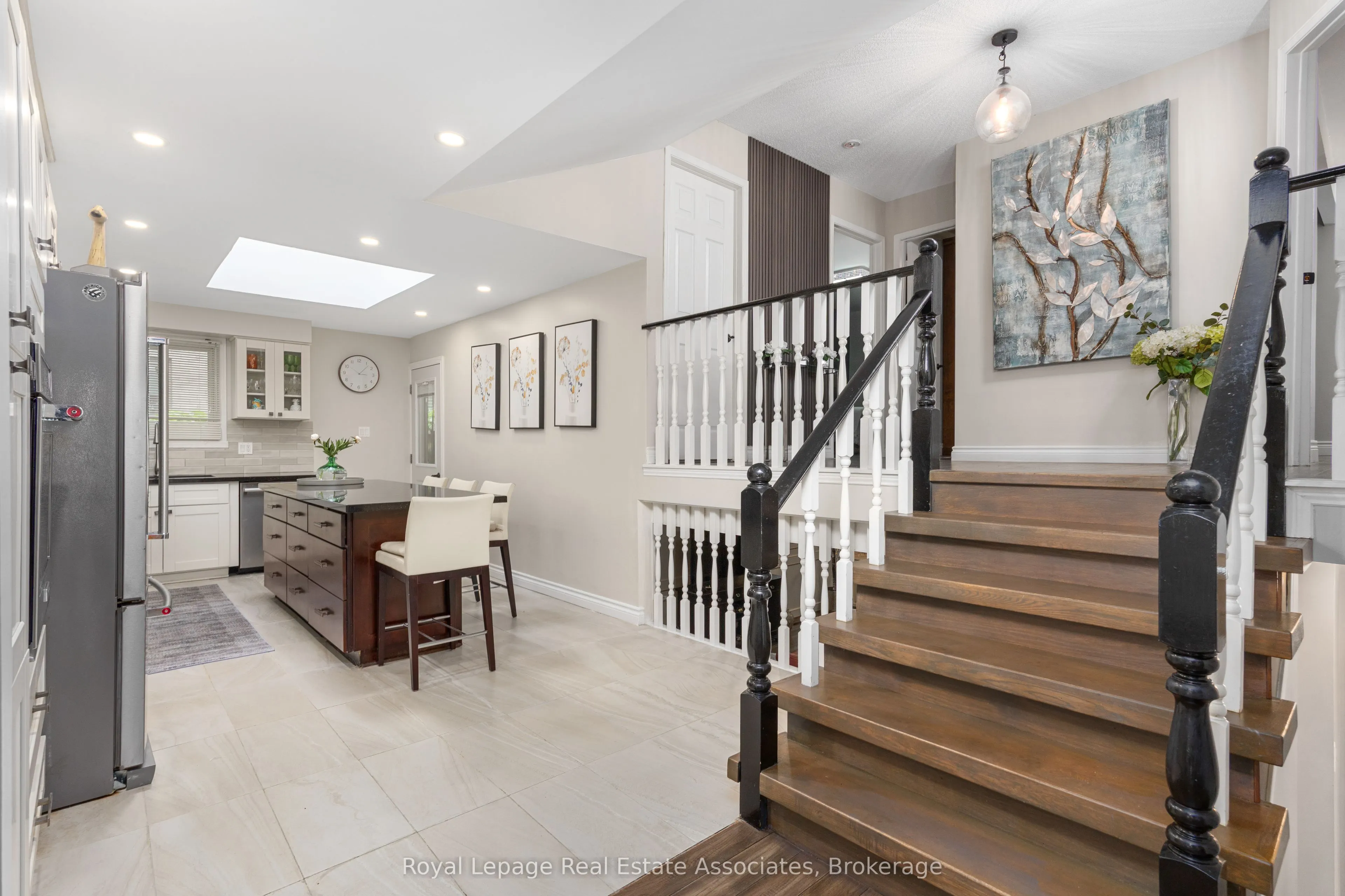 537 MATHEWMAN Crescent