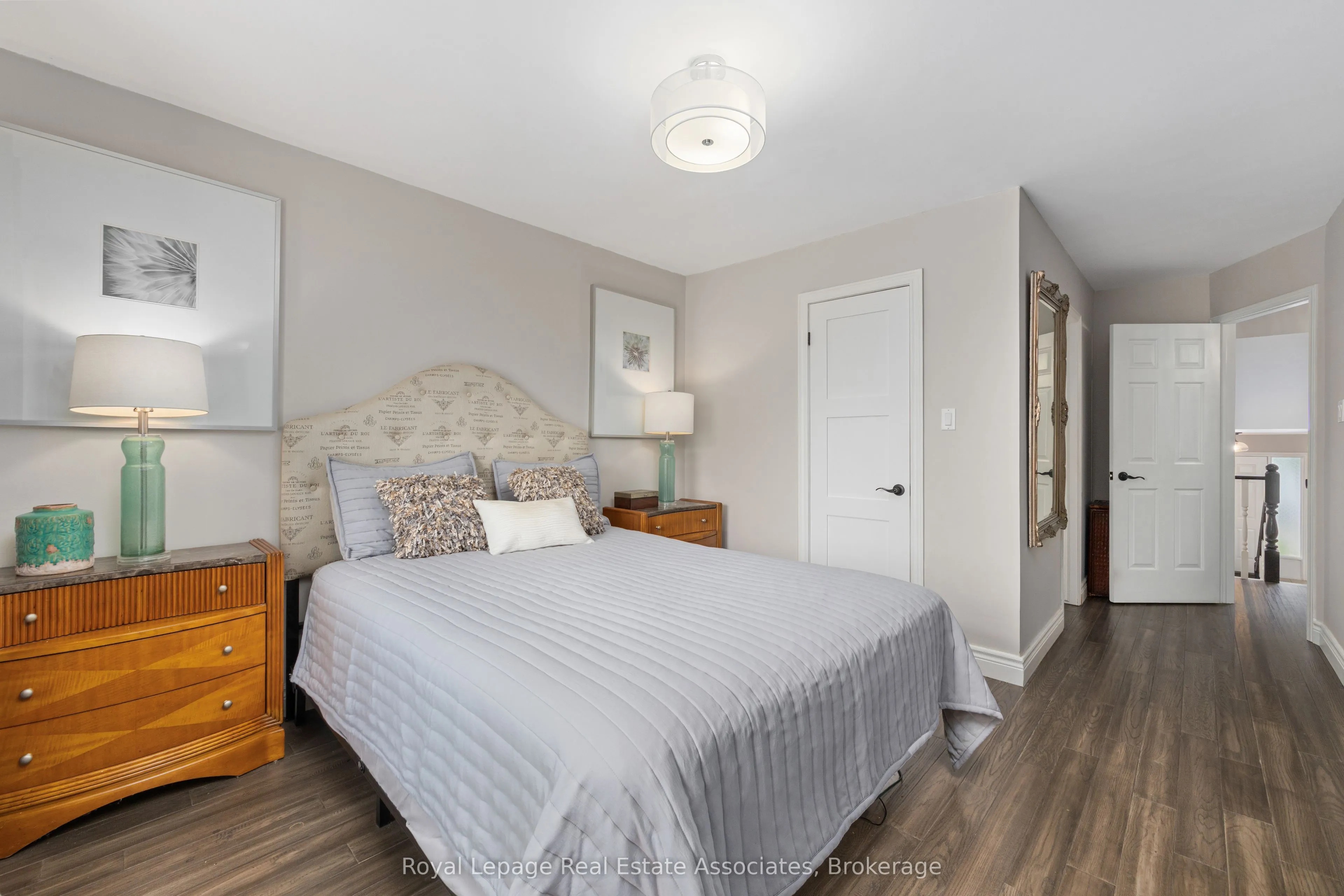 537 MATHEWMAN Crescent