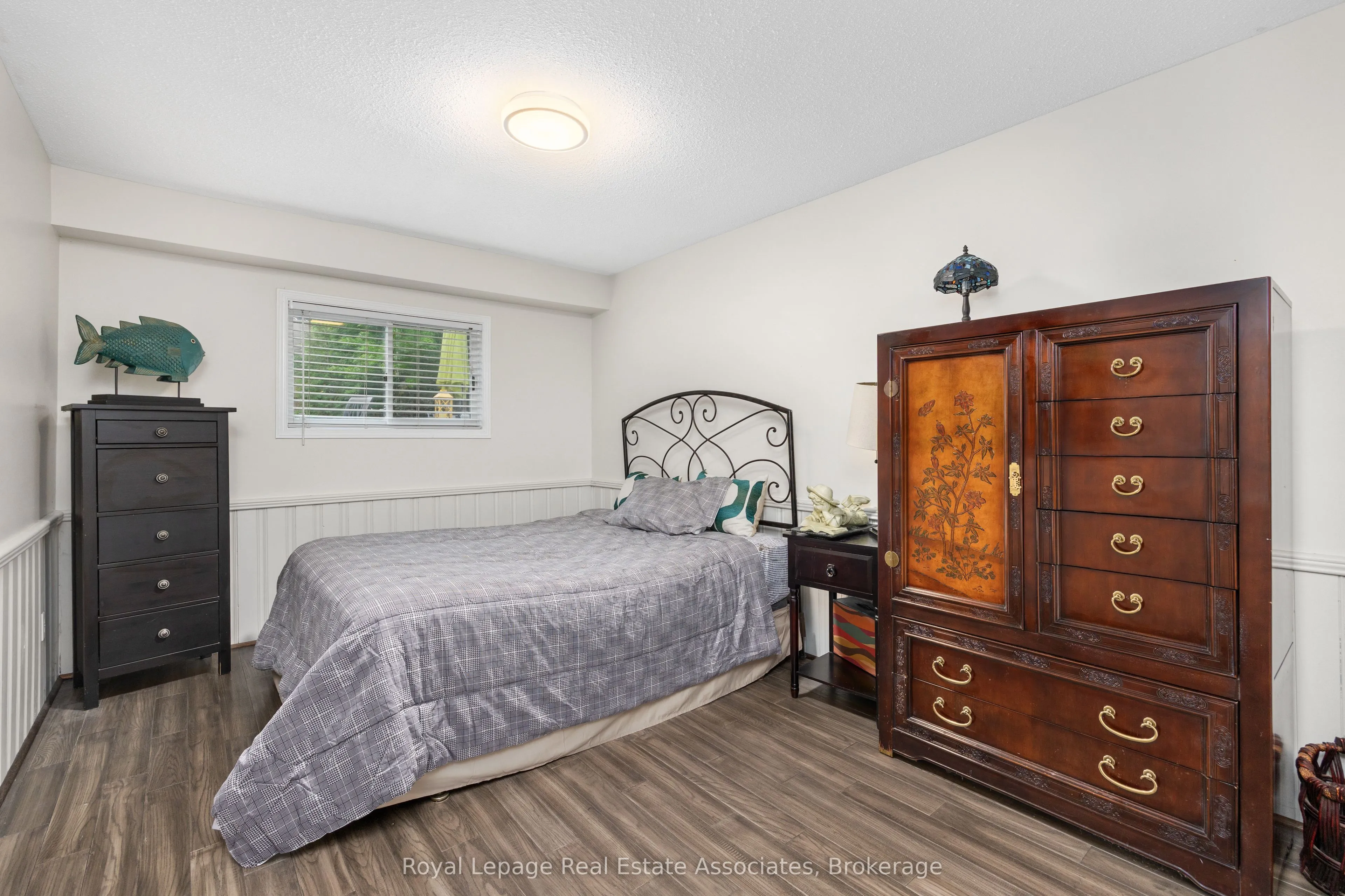 537 MATHEWMAN Crescent