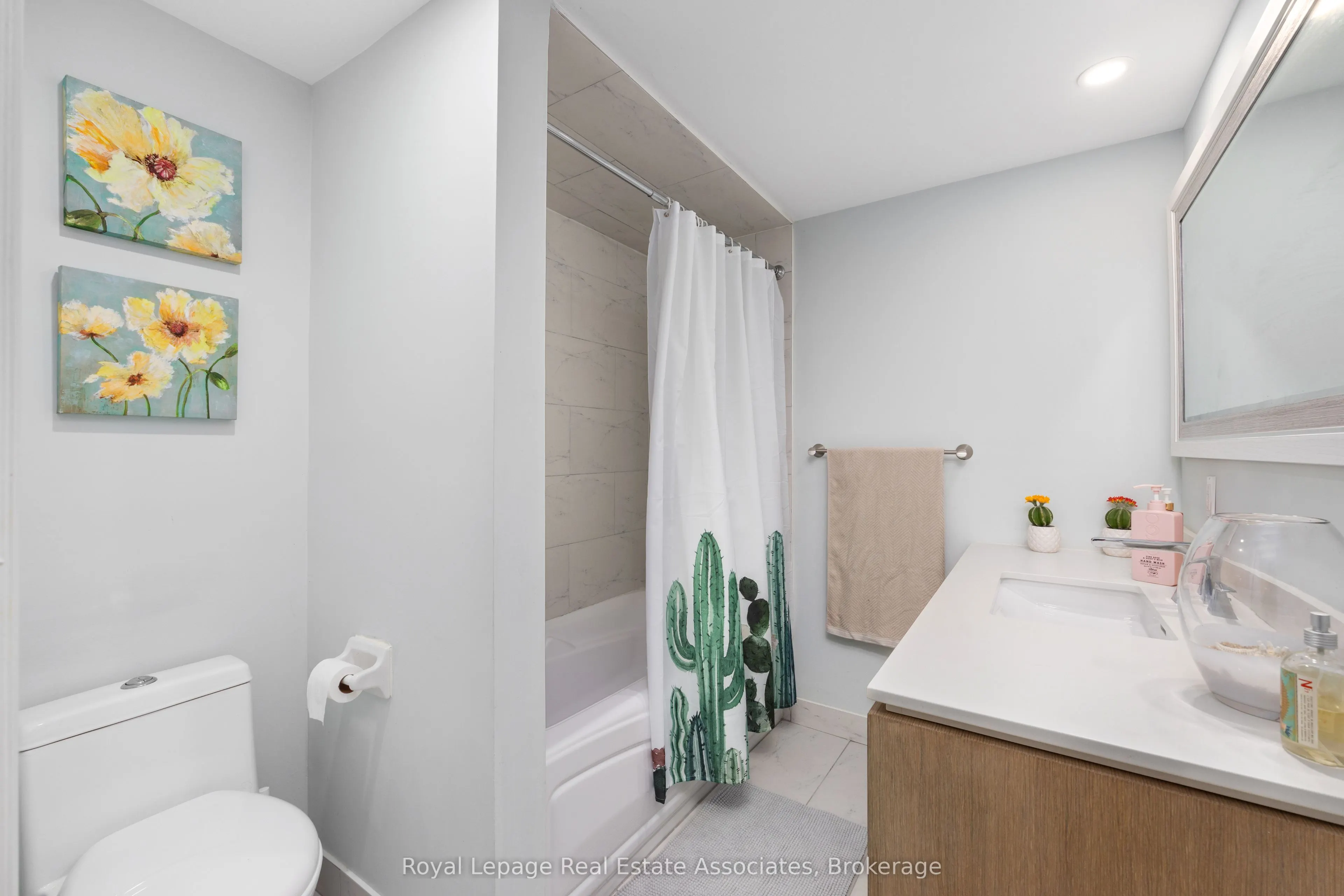 537 MATHEWMAN Crescent