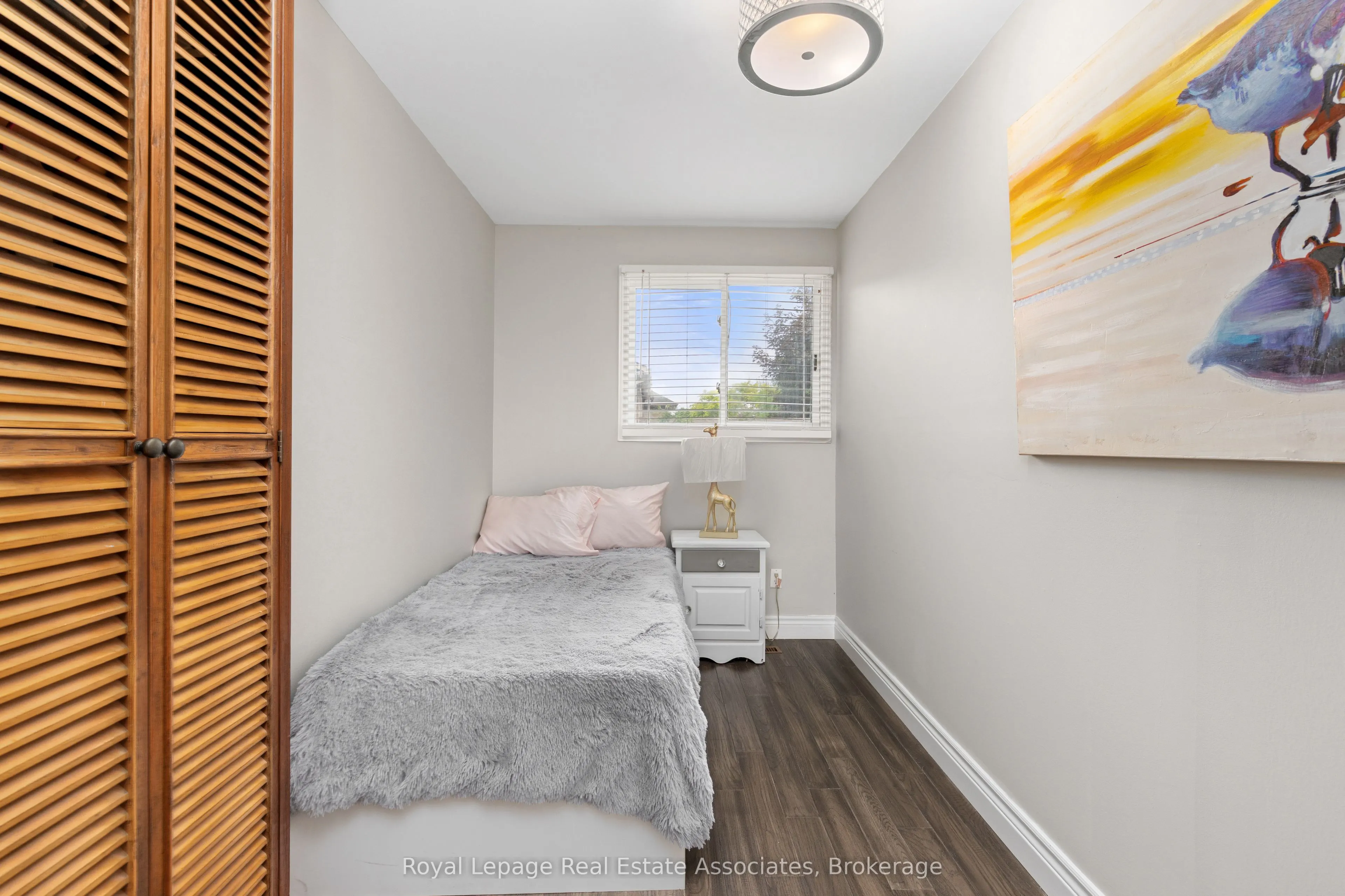 537 MATHEWMAN Crescent