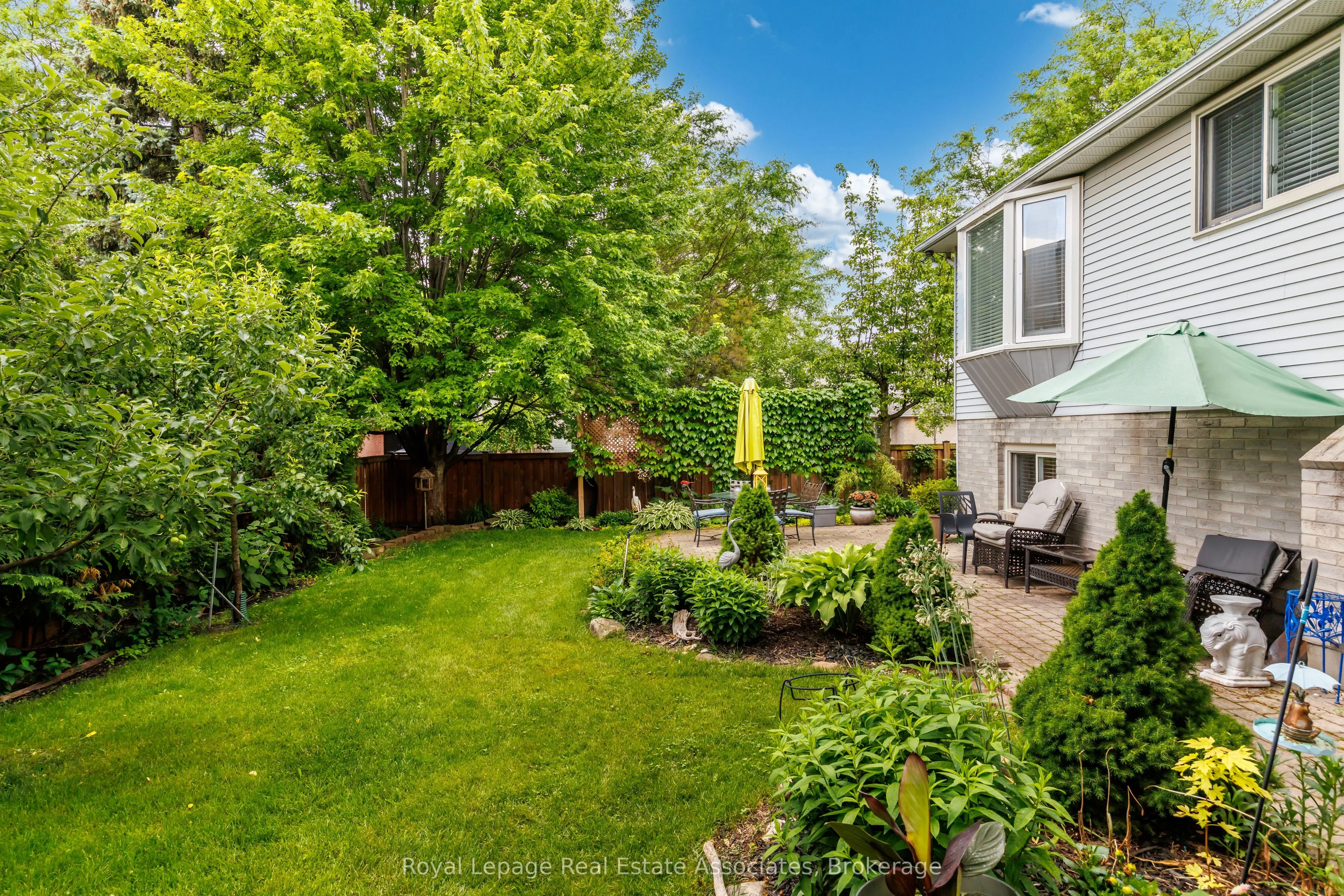 537 MATHEWMAN Crescent