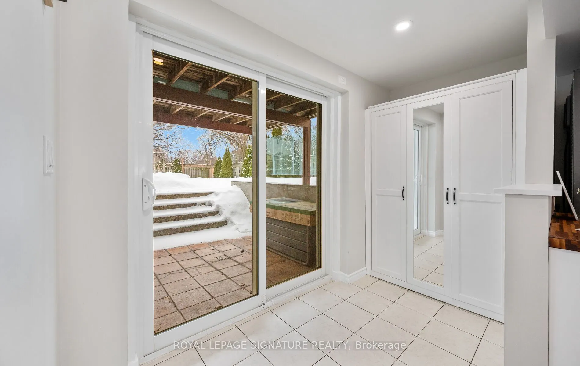 6943 Estoril Road
