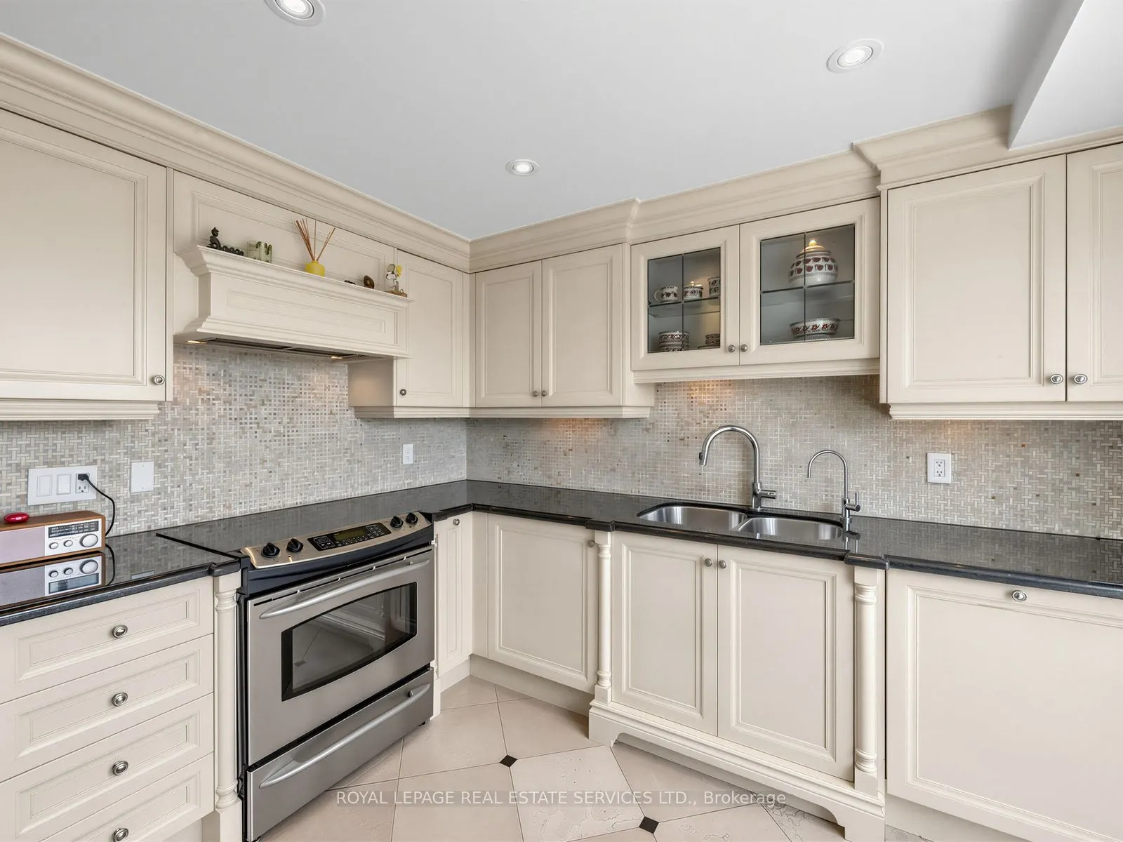 2269 Lake Shore Boulevard W #3201