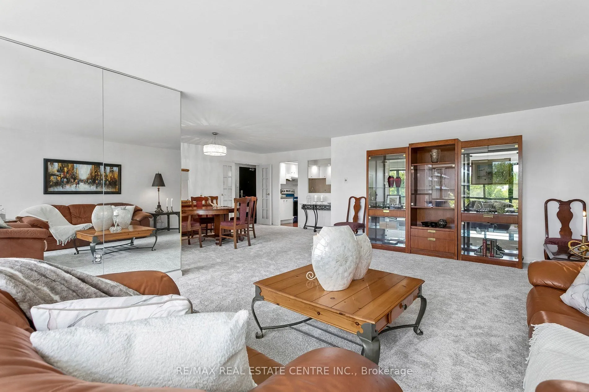 1400 Dixie Road #609