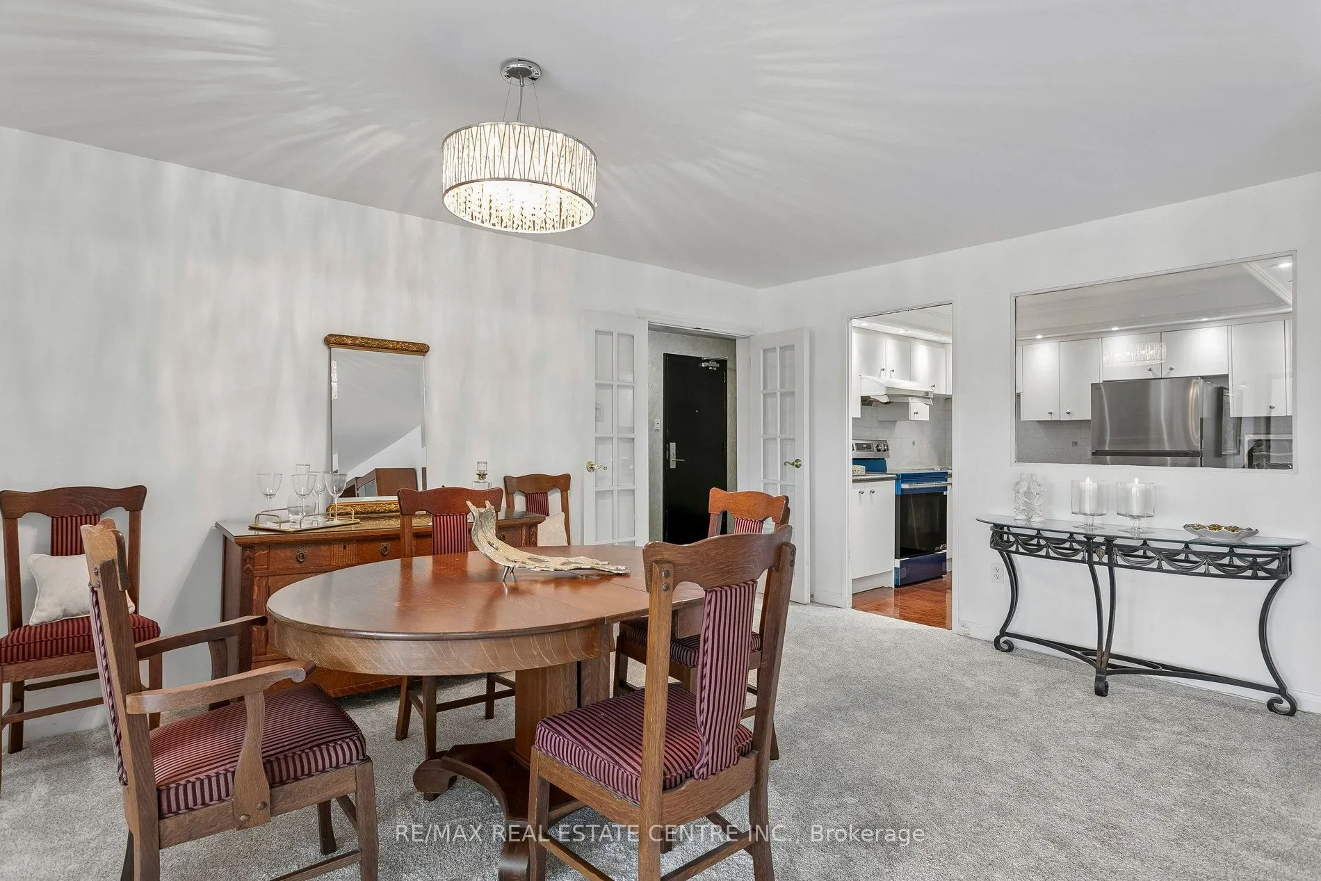 1400 Dixie Road #609