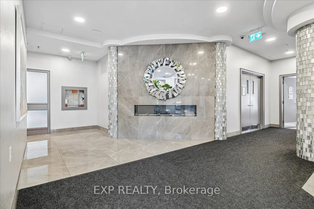 200 Burnhamthorpe Road E #708