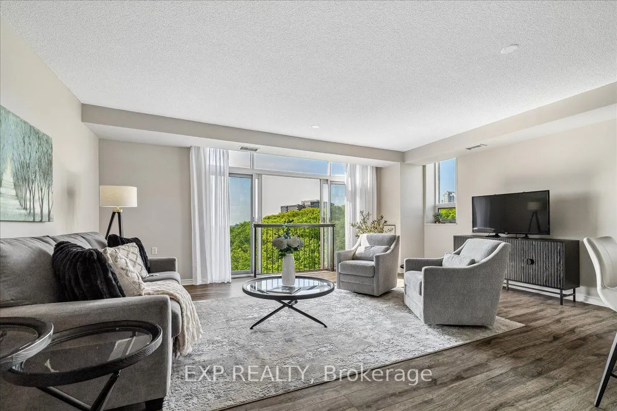 200 Burnhamthorpe Road E #708