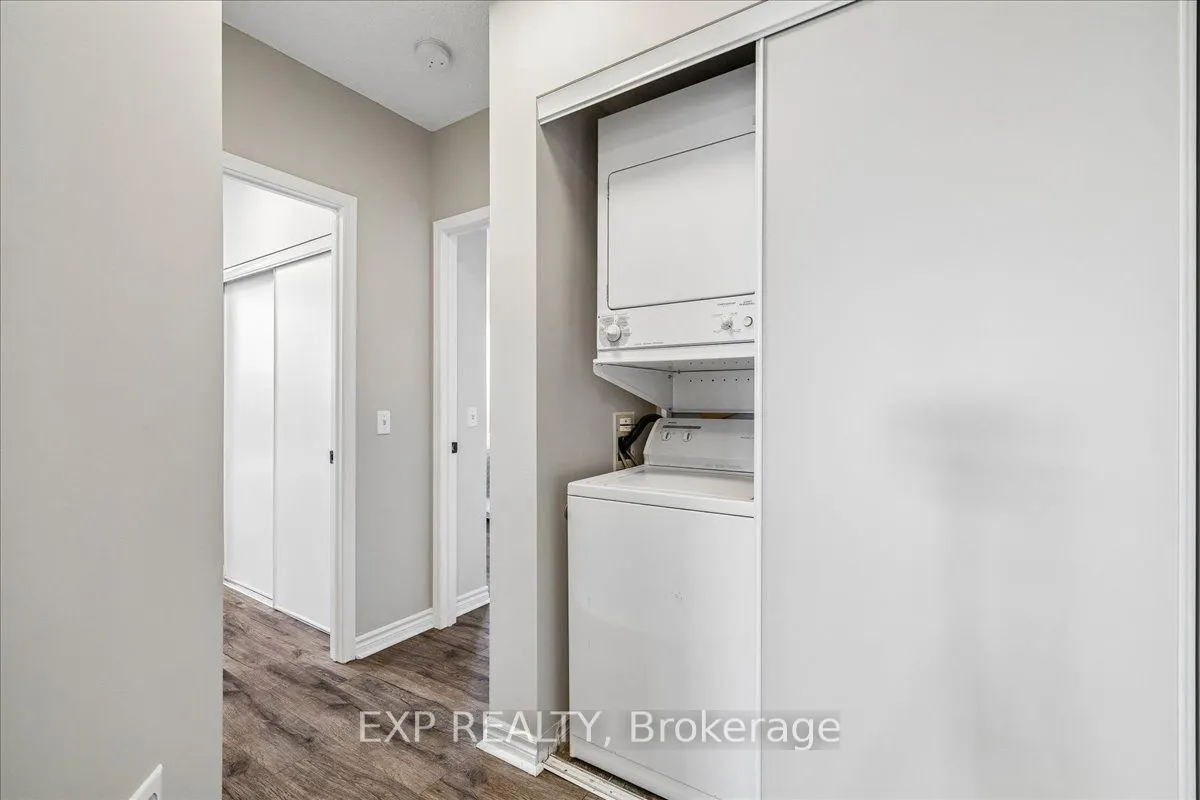 200 Burnhamthorpe Road E #708