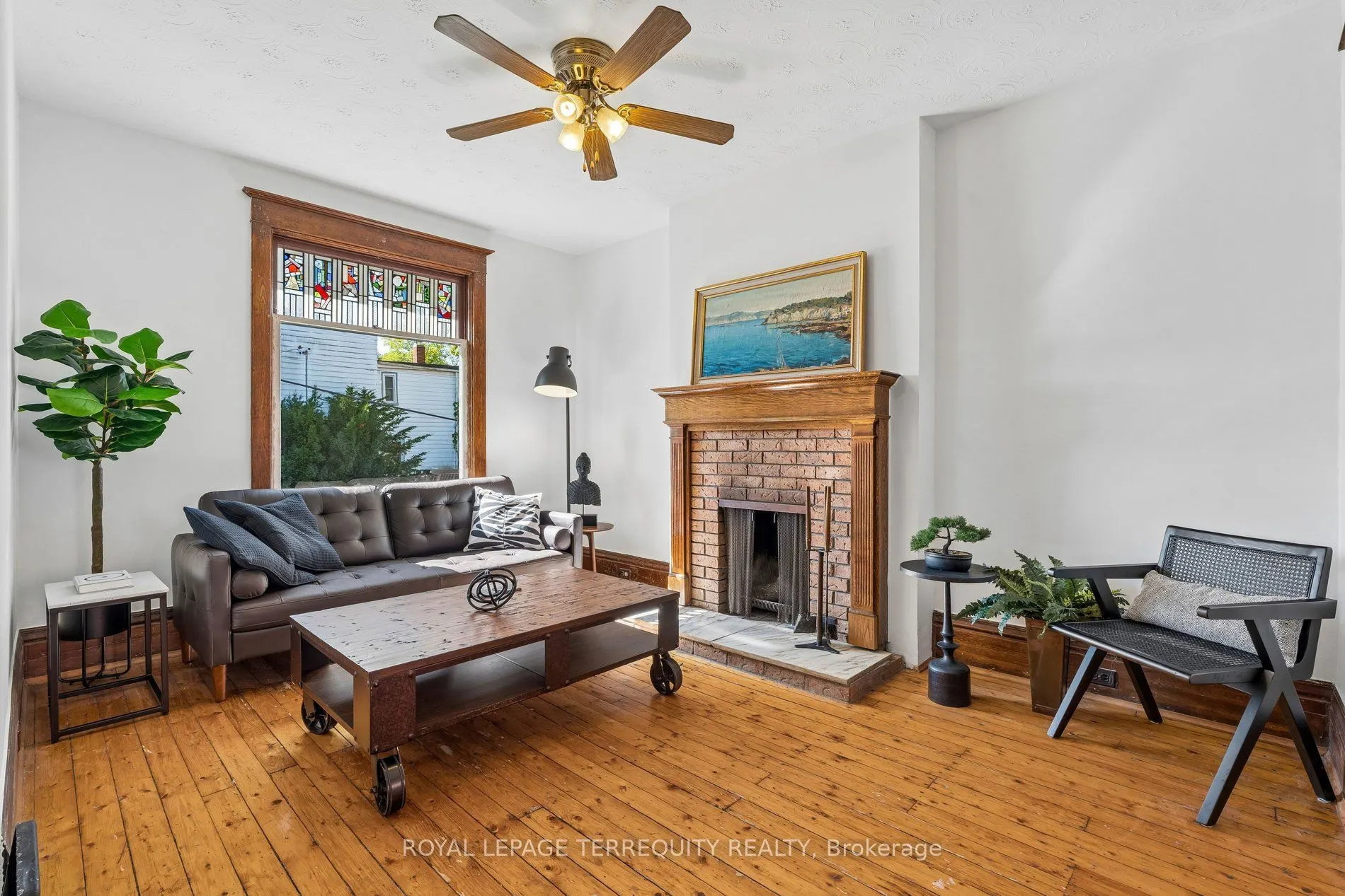 2 Wright Avenue