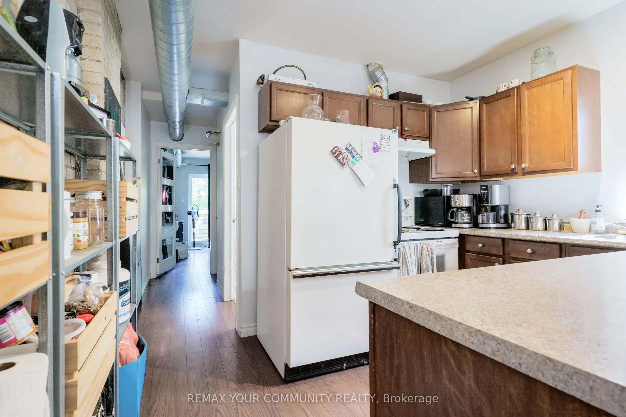 359 Roncesvalles Avenue