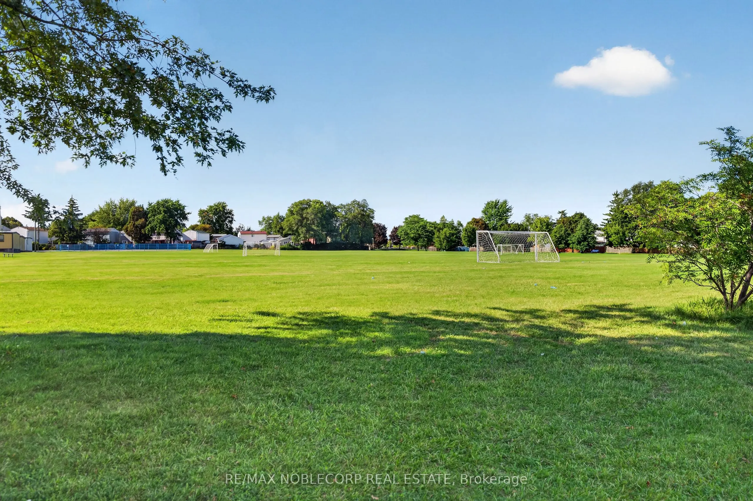 22 Hanover Road #1603