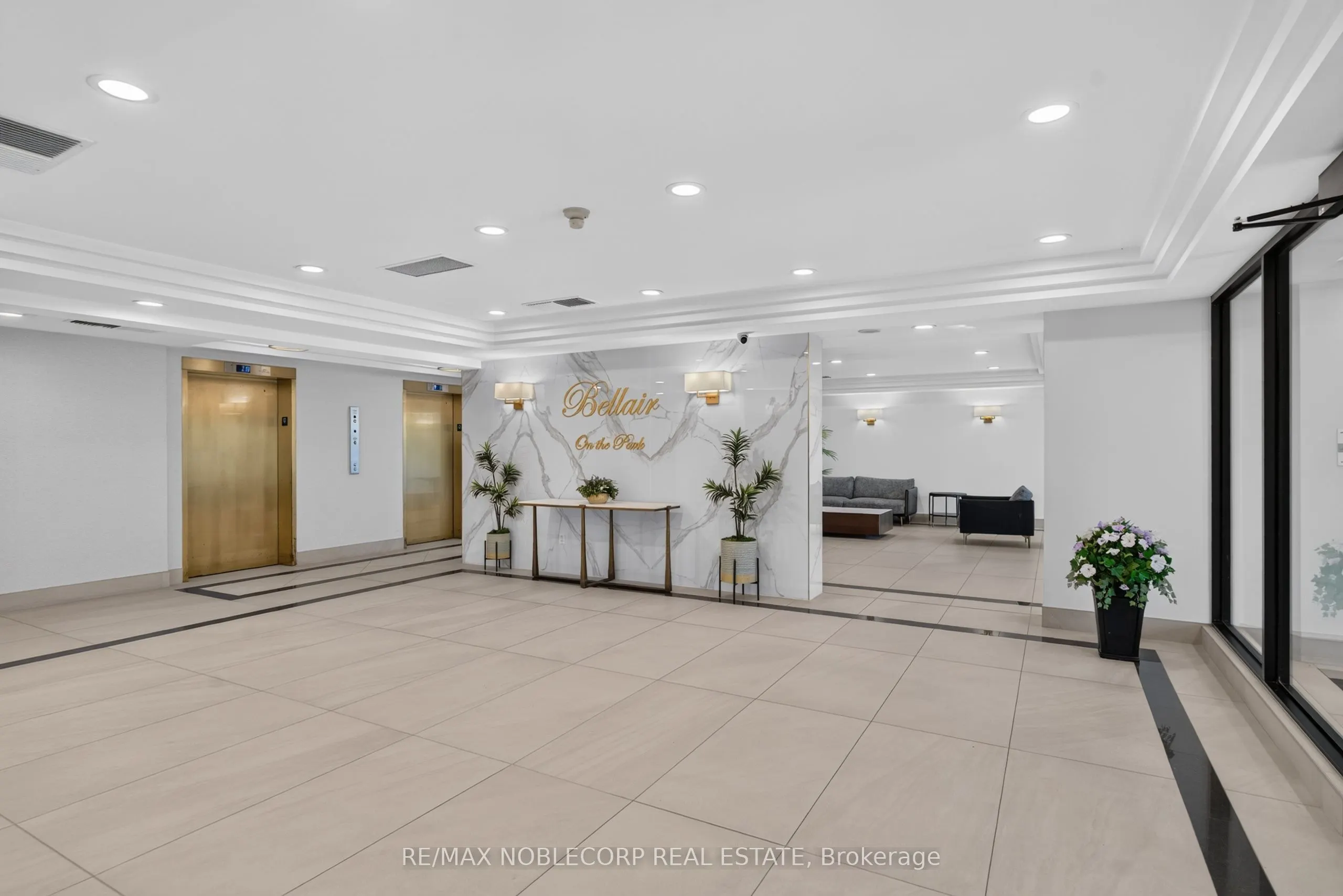 22 Hanover Road #1603