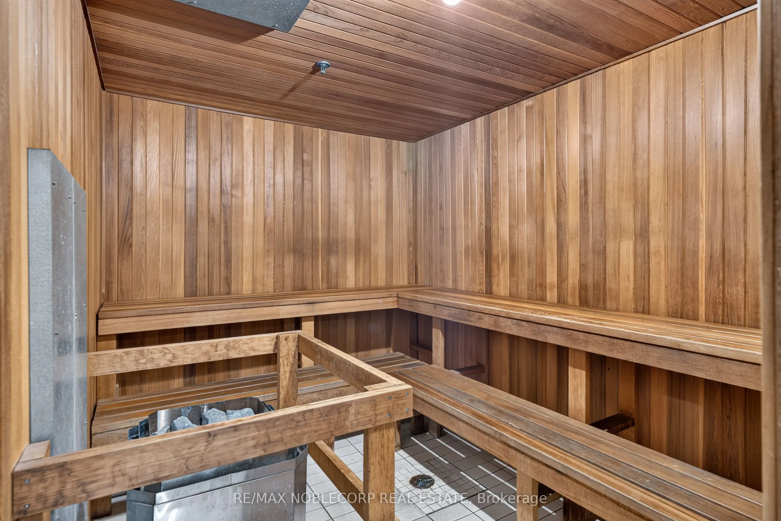 22 Hanover Road #1603