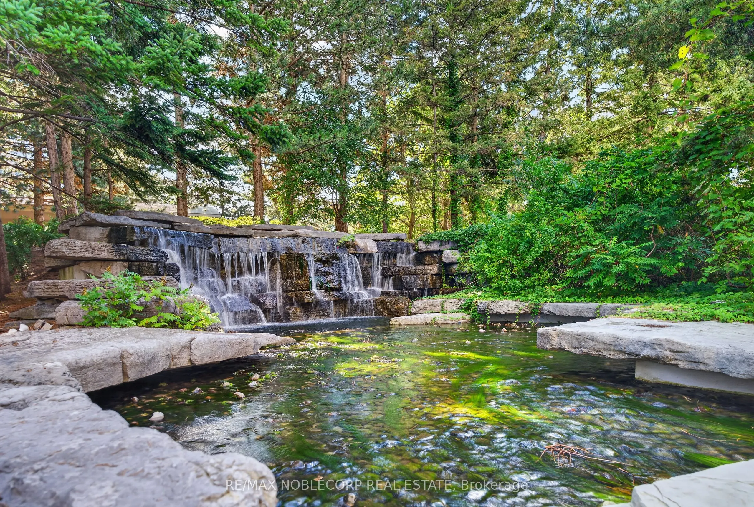 22 Hanover Road #1603
