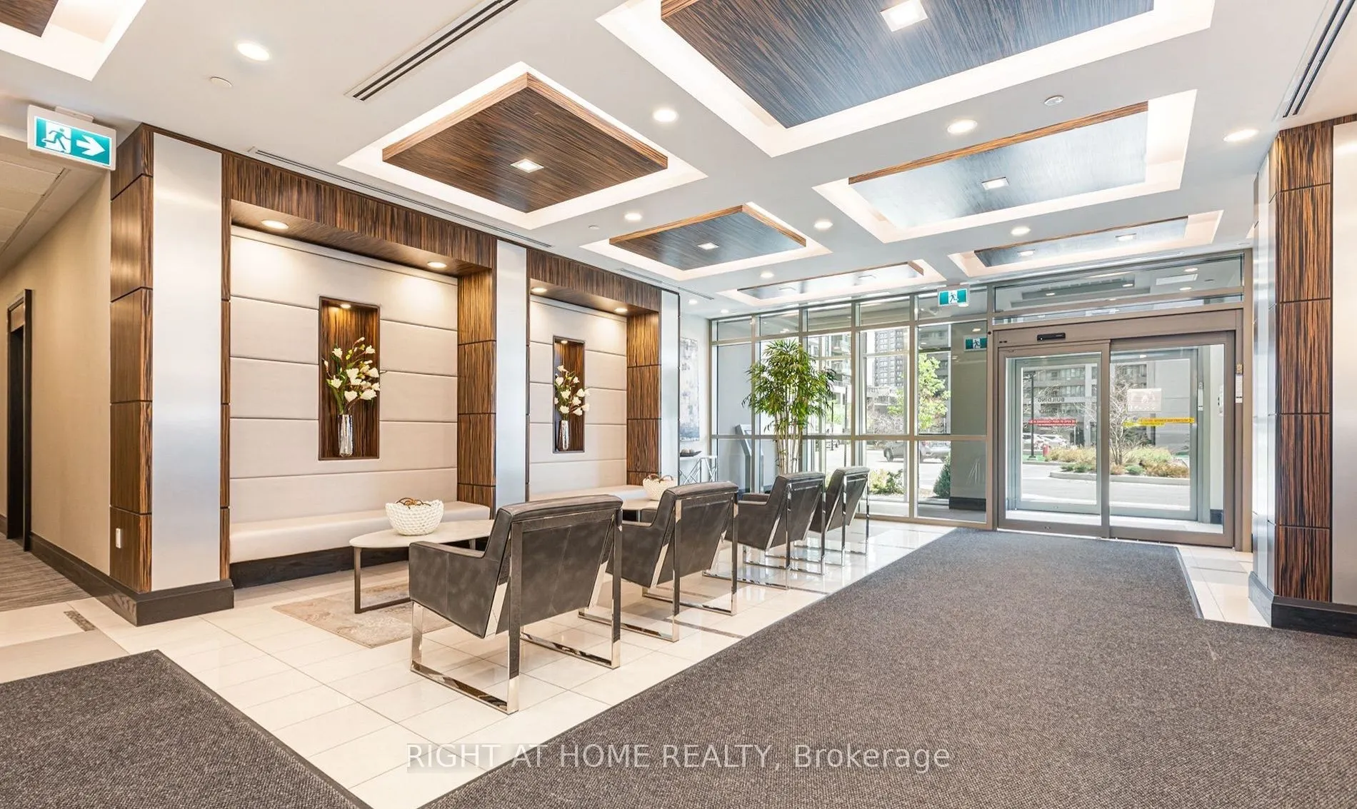 349 Rathburn Road W #512