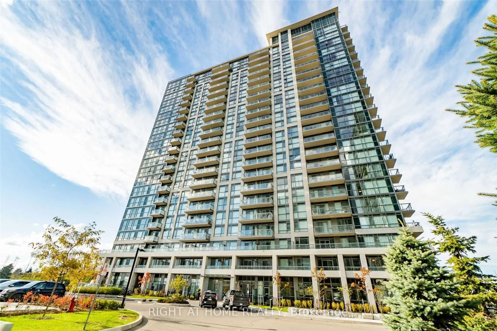 349 Rathburn Road W #512