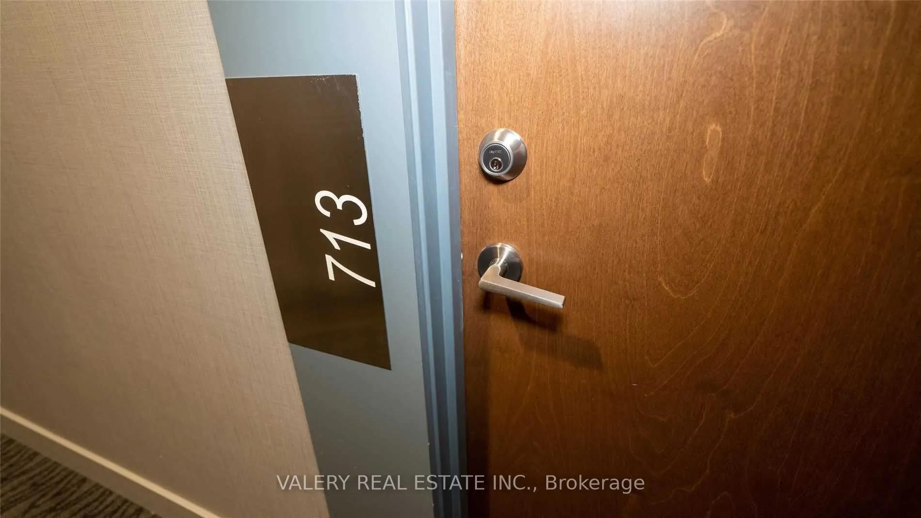 2220 Lake Shore Boulevard W #713