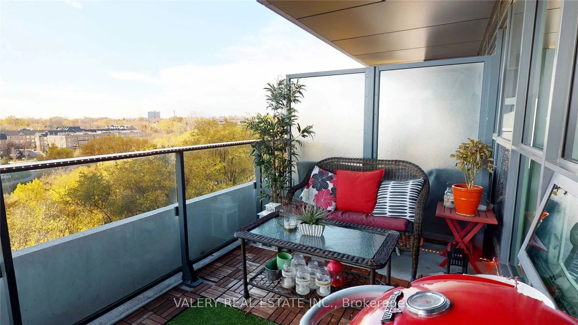 2220 Lake Shore Boulevard W #713