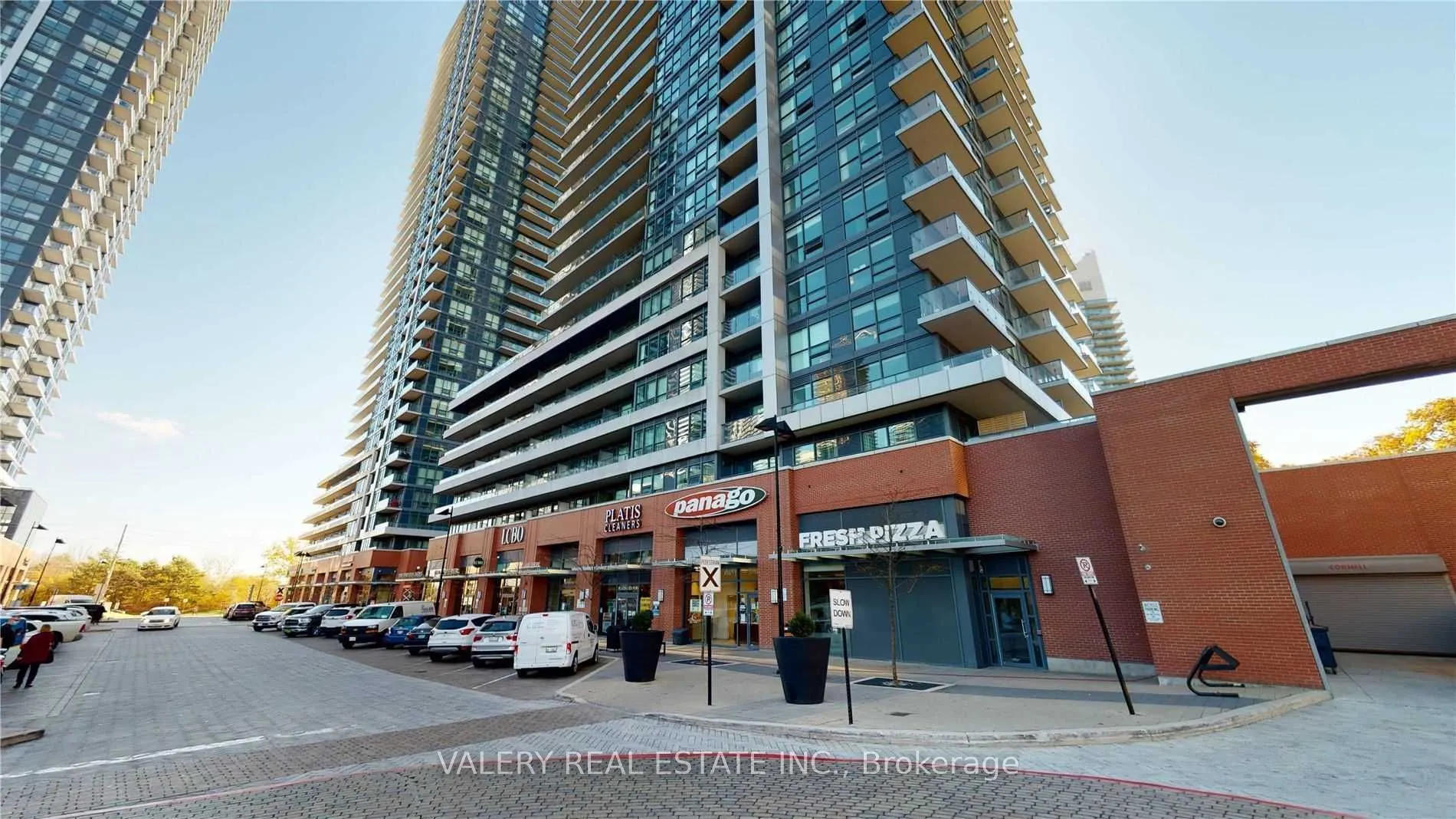 2220 Lake Shore Boulevard W #713