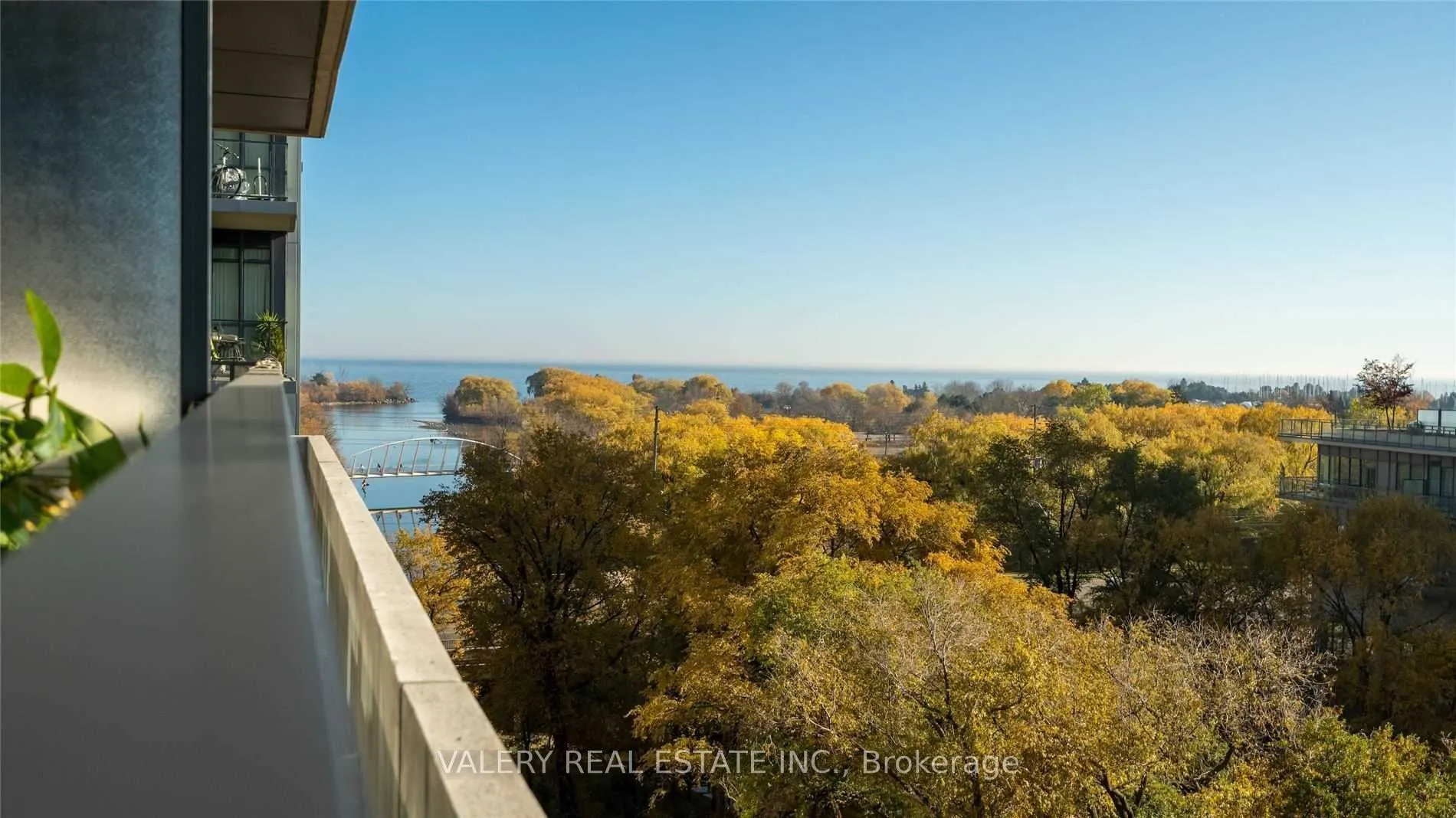 2220 Lake Shore Boulevard W #713