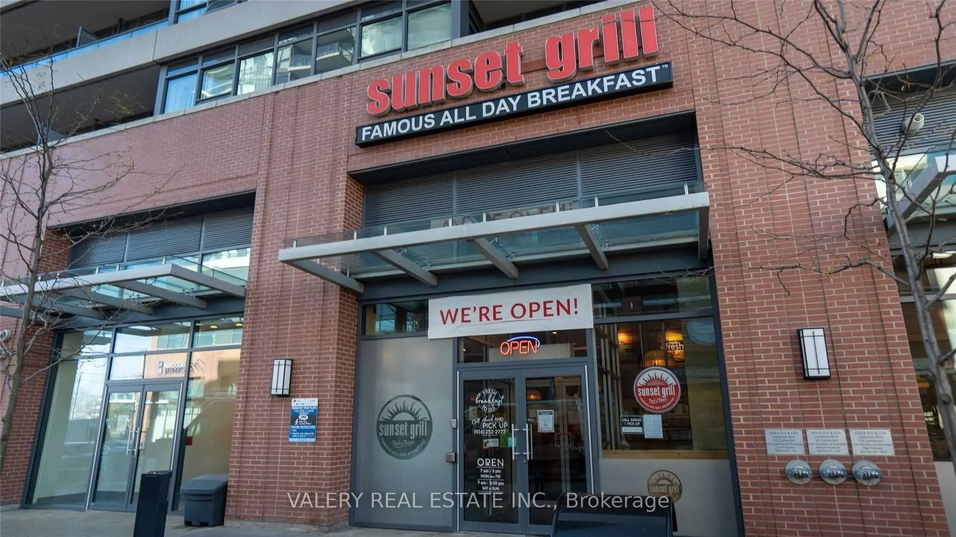 2220 Lake Shore Boulevard W #713