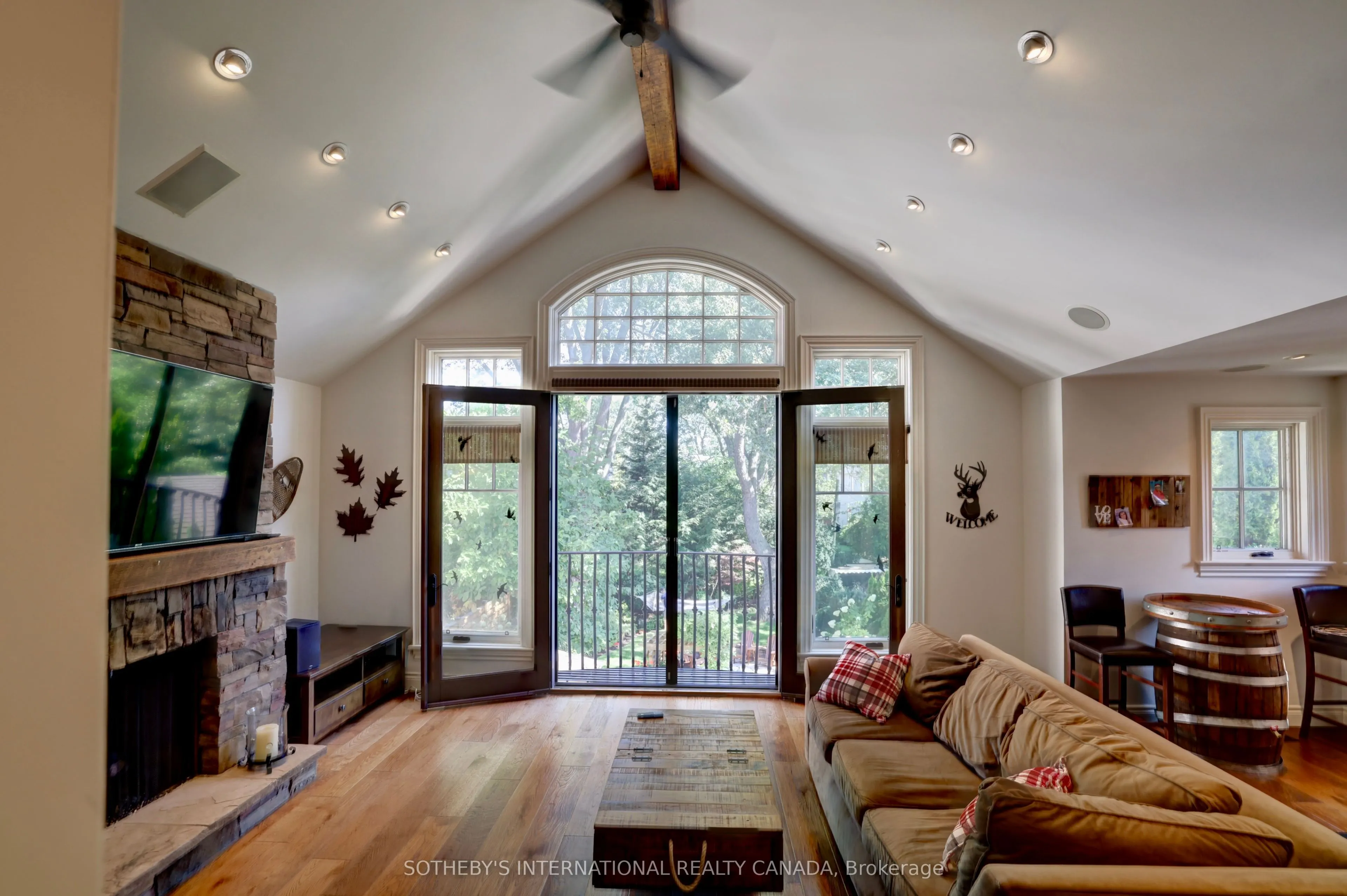31 Maple Avenue N