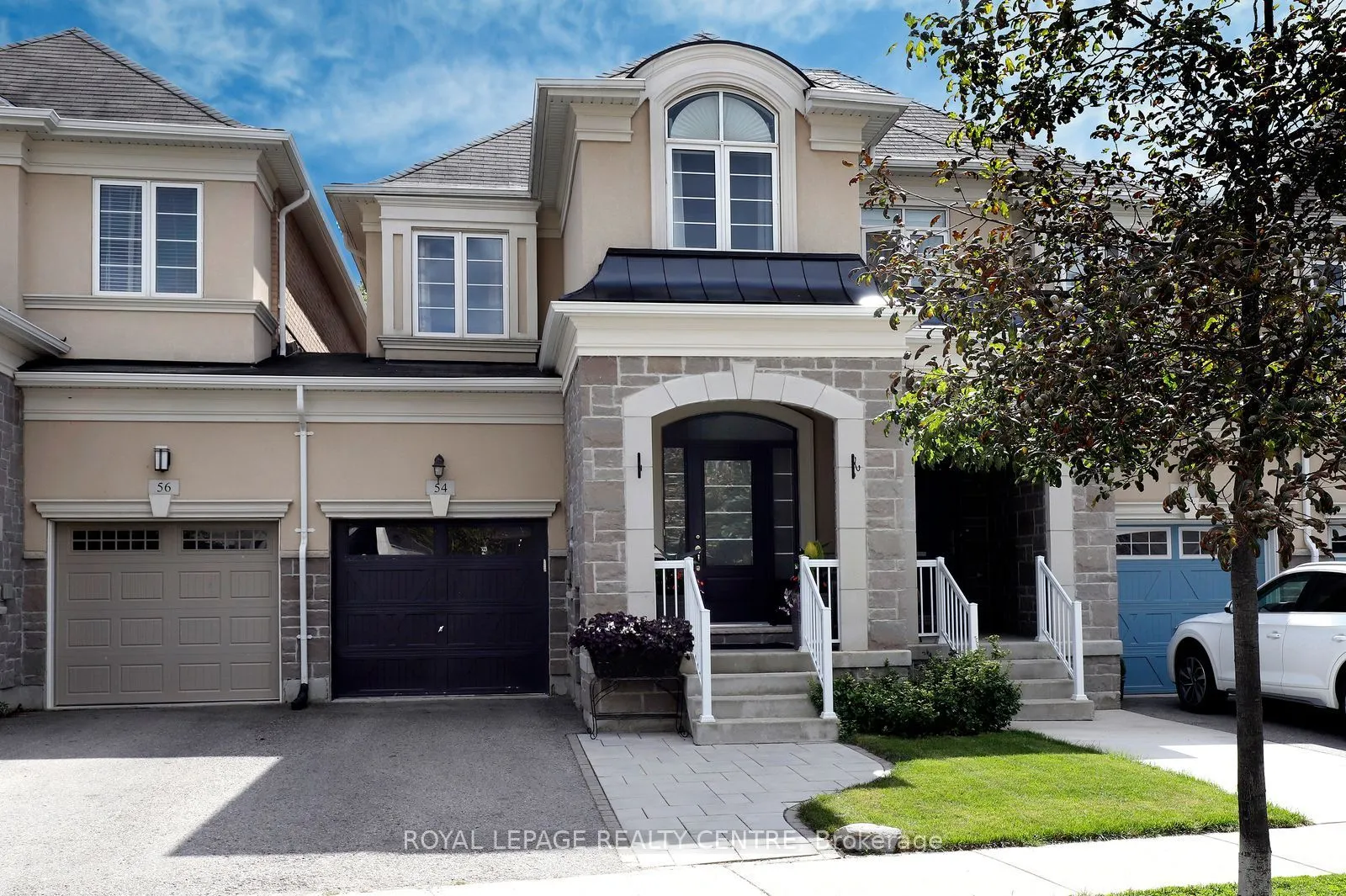 54 Upper Canada Court