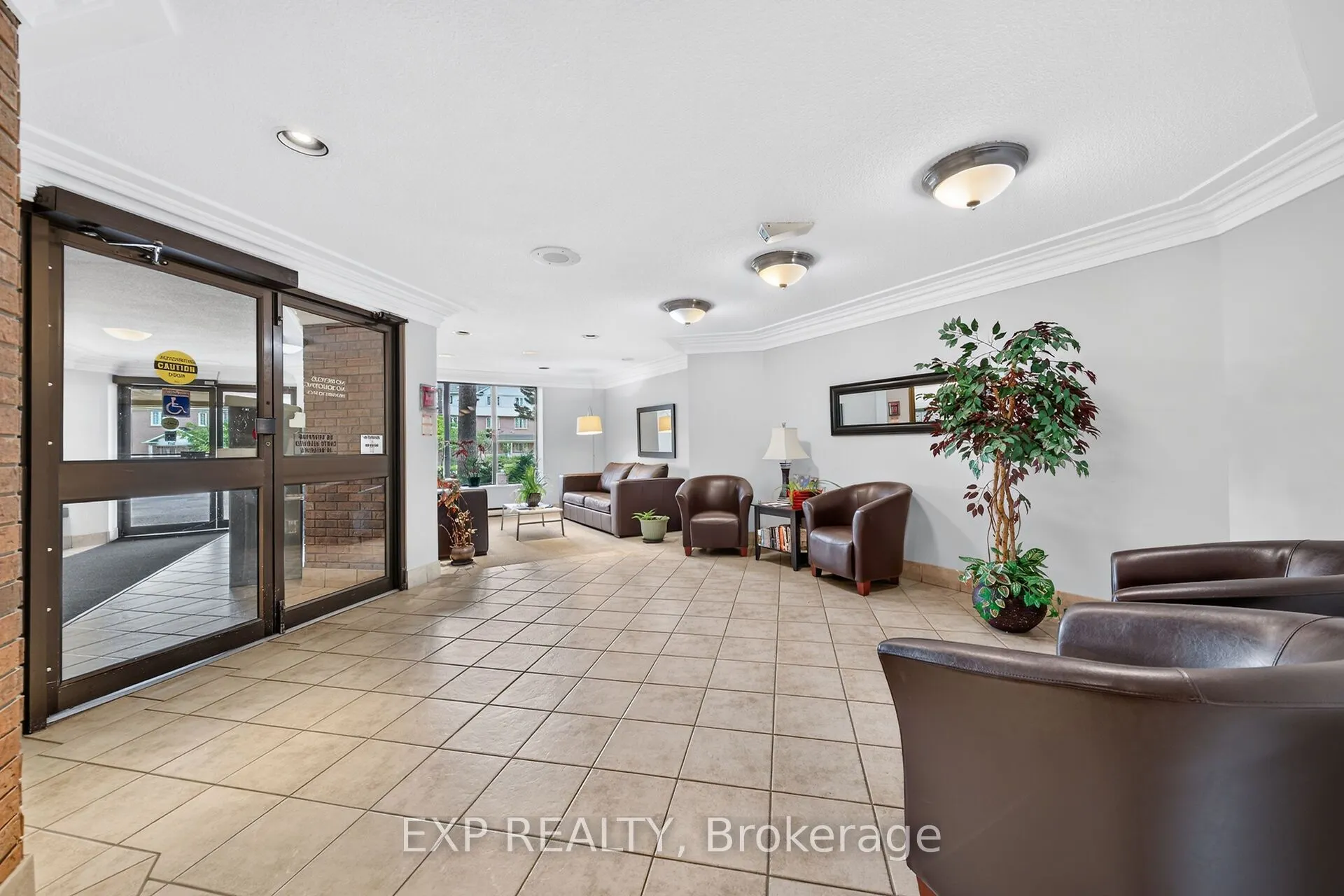 6720 Glen Erin Drive #404