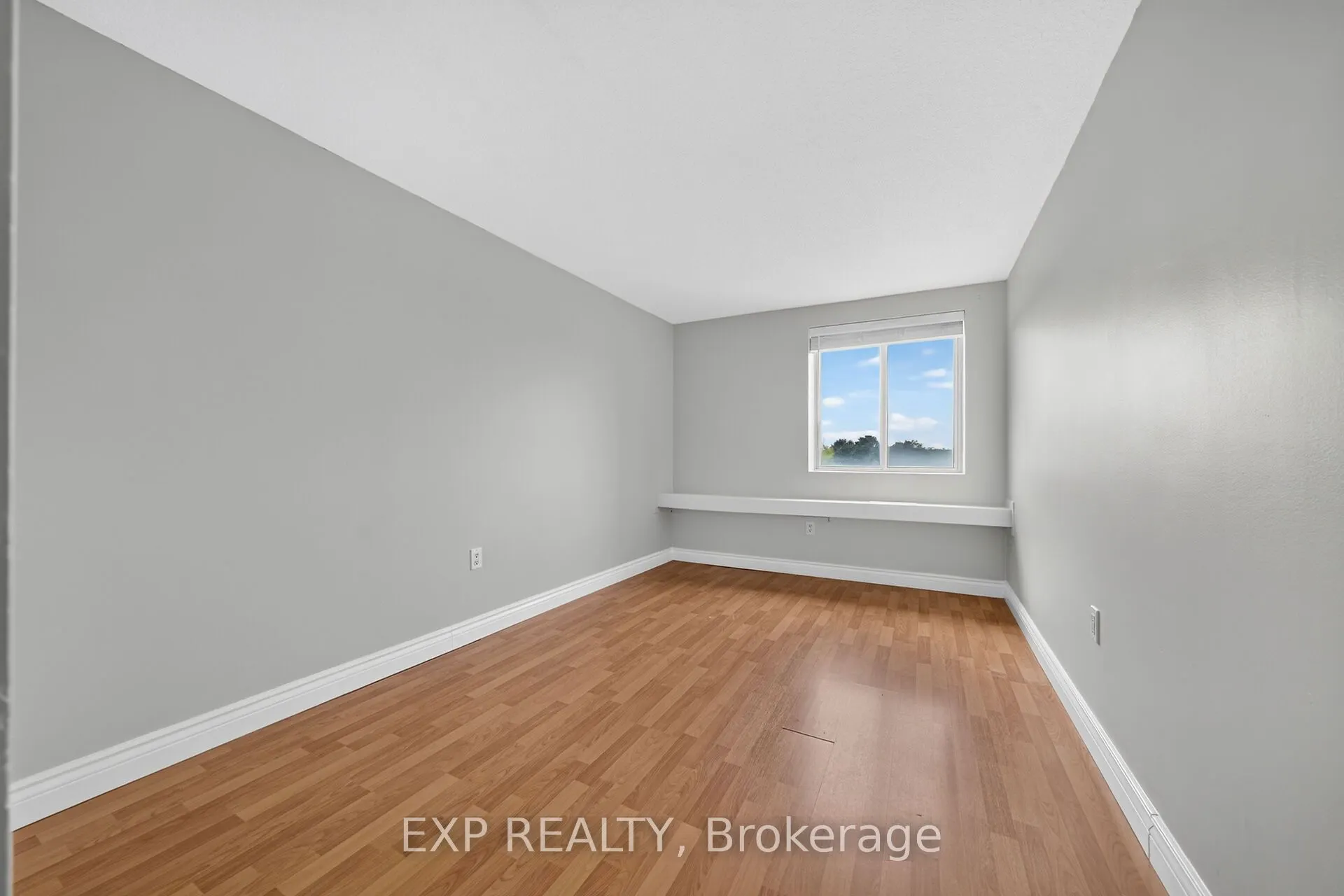 6720 Glen Erin Drive #404