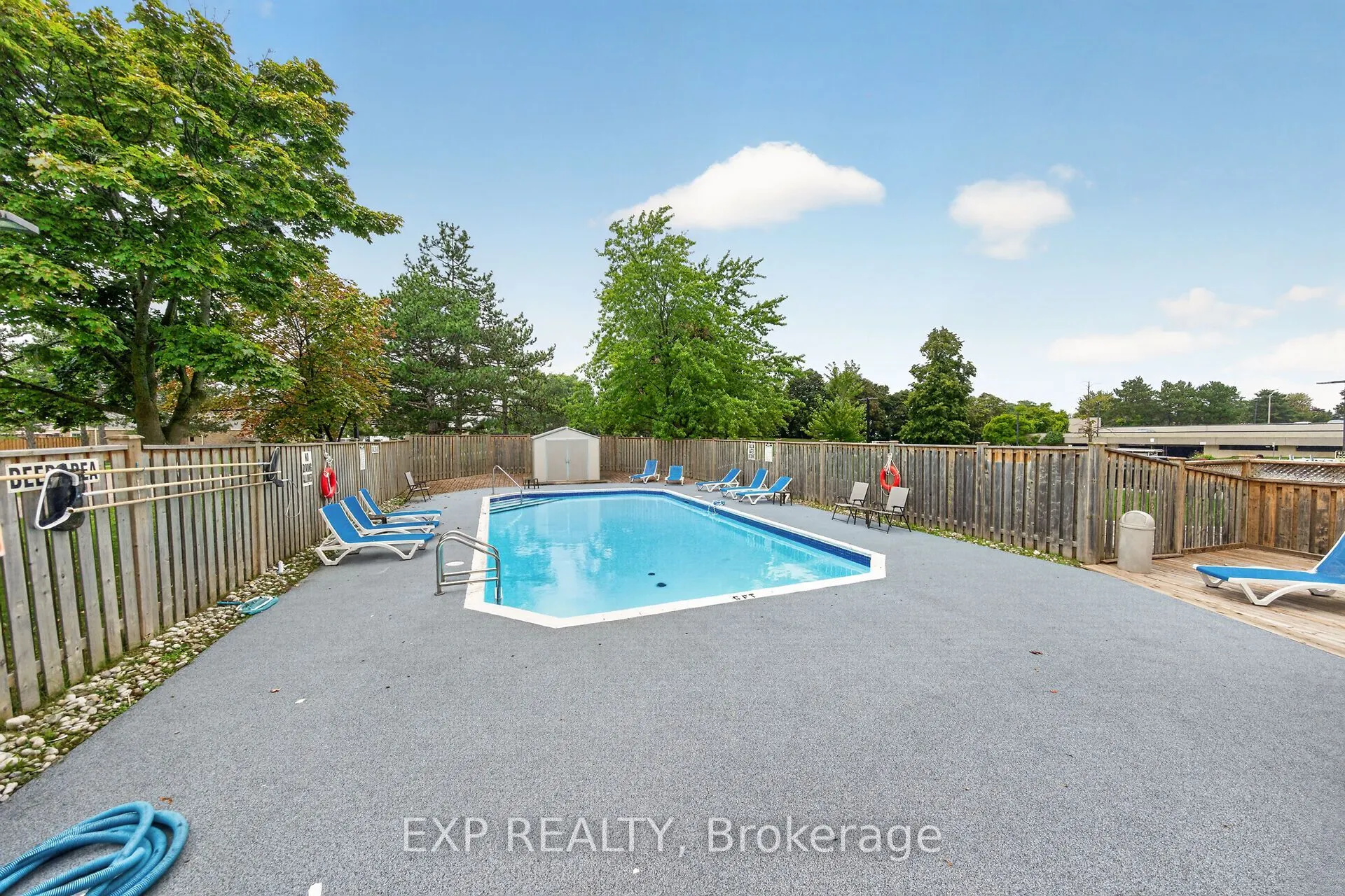 6720 Glen Erin Drive #404