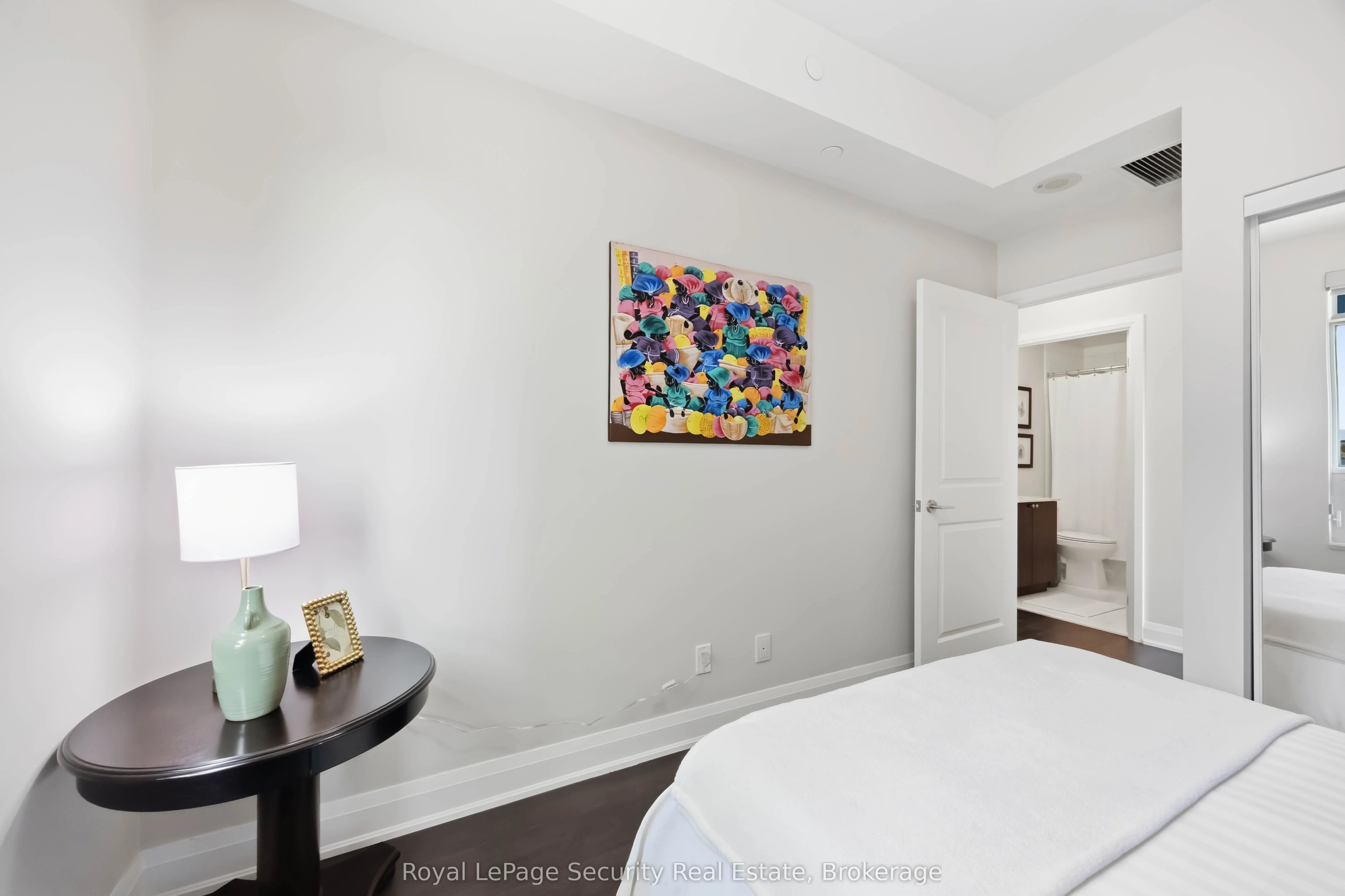 35 Fontenay Court #602